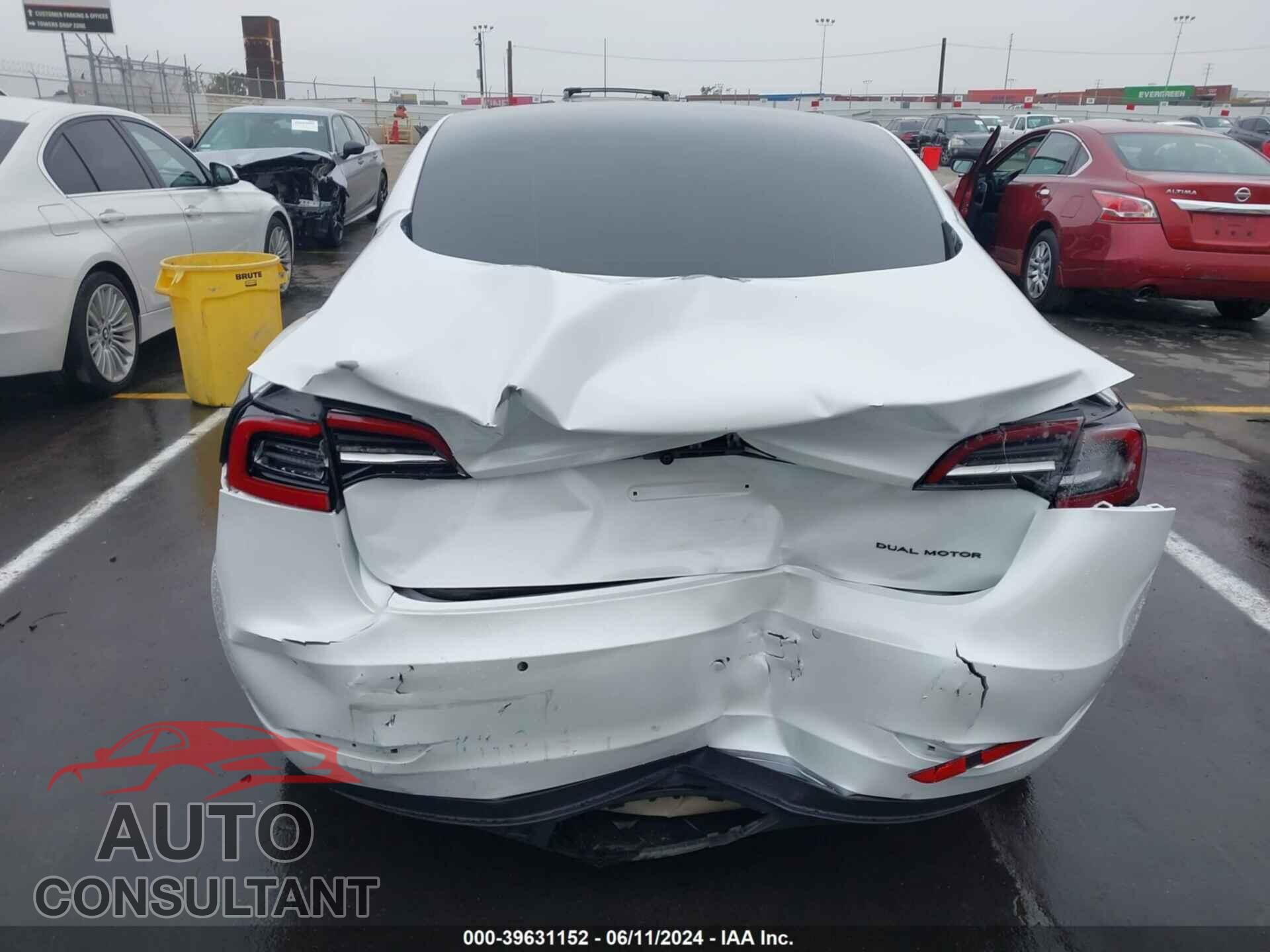 TESLA MODEL 3 2022 - 5YJ3E1EB8NF167228