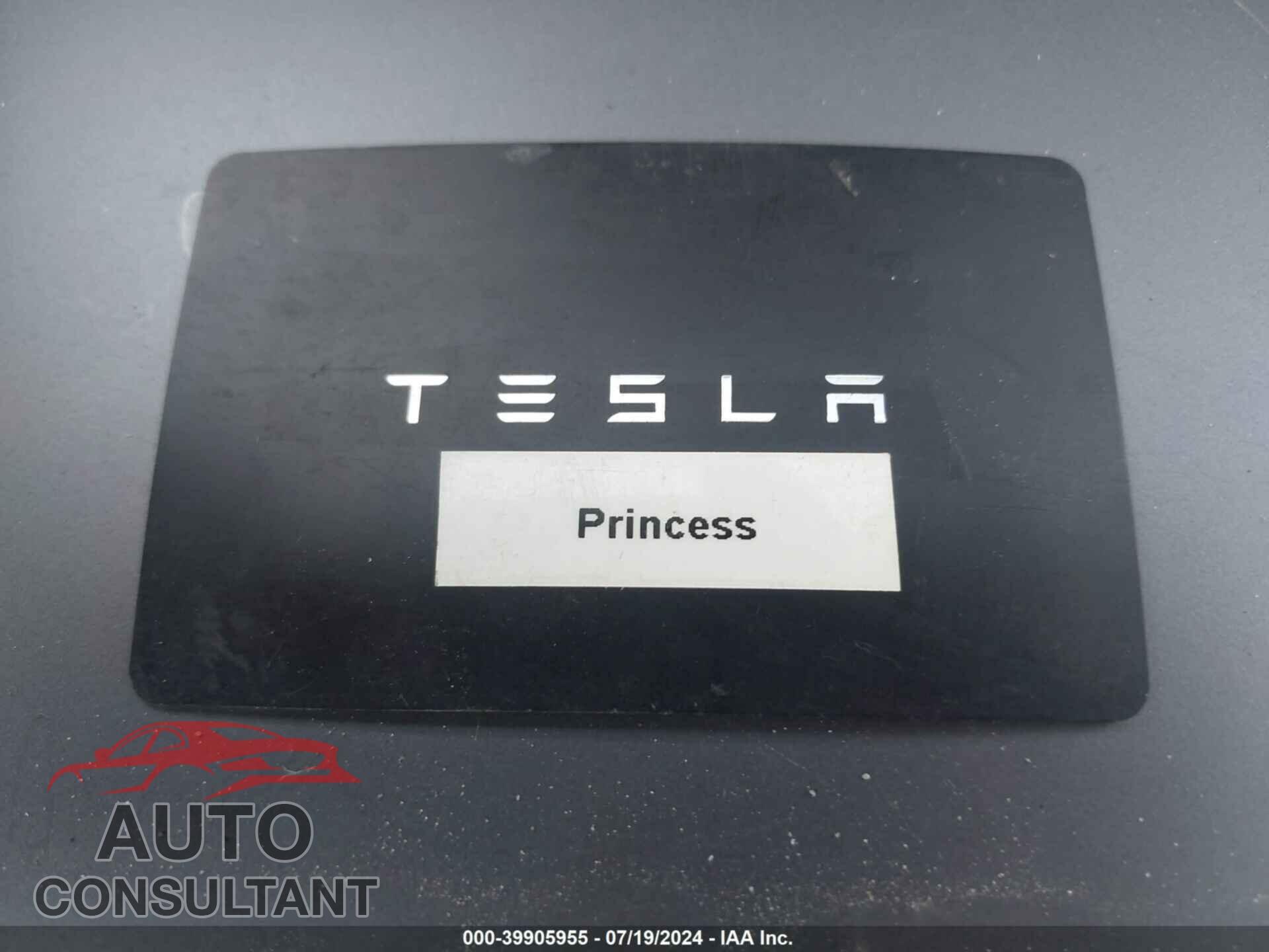 TESLA MODEL 3 2021 - 5YJ3E1EAXMF028143
