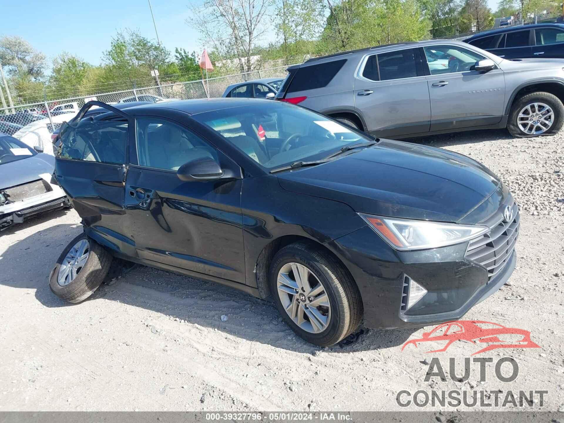 HYUNDAI ELANTRA 2019 - 5NPD84LFXKH398230