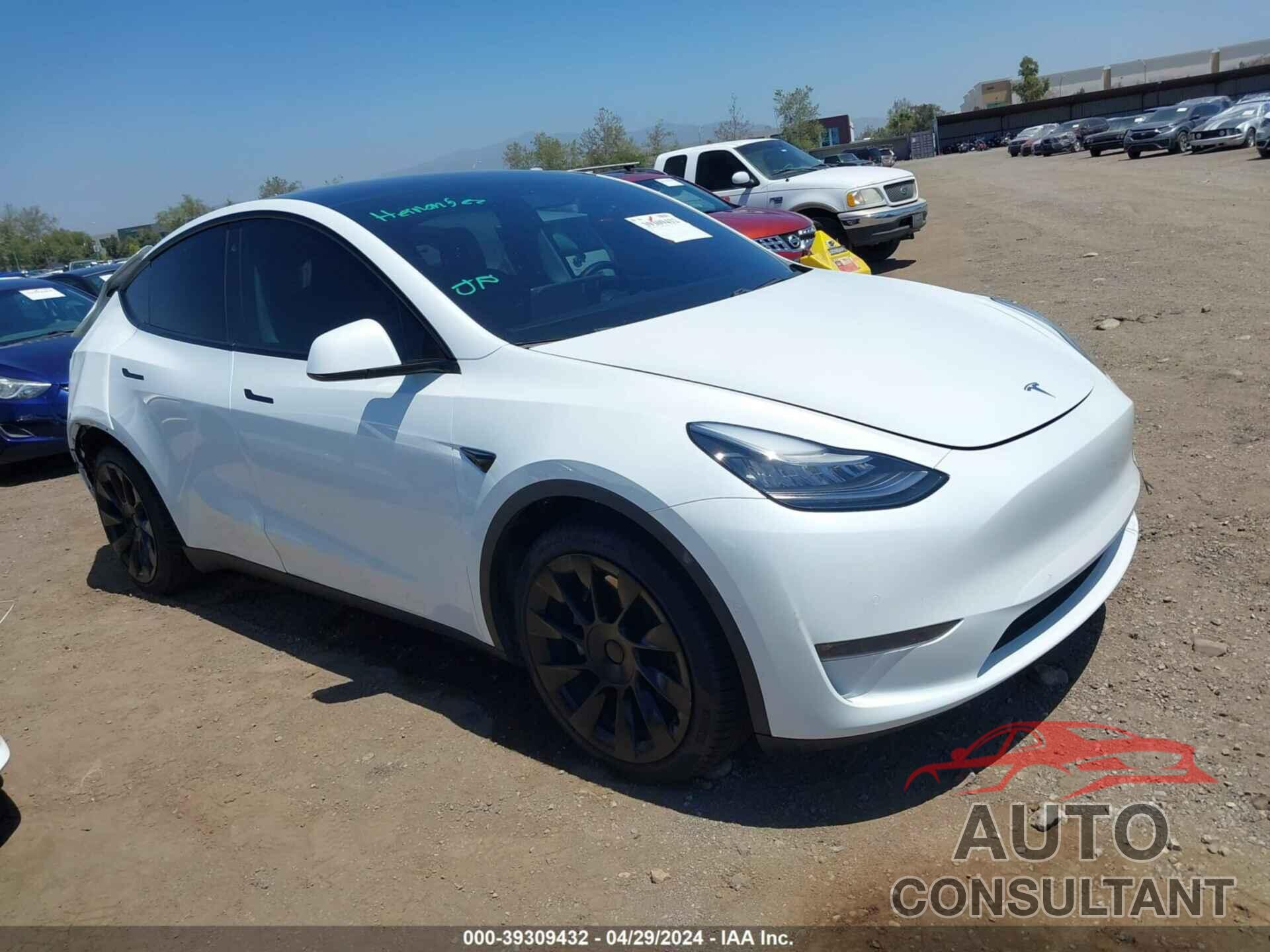 TESLA MODEL Y 2020 - 5YJYGDEE6LF041944