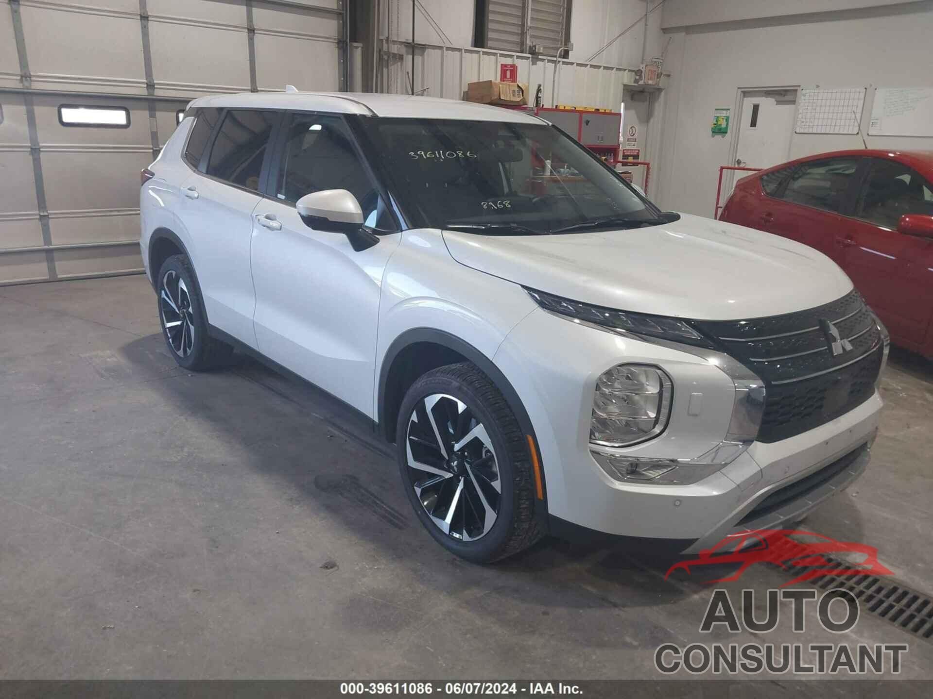MITSUBISHI OUTLANDER 2024 - JA4J4VA89RZ033592
