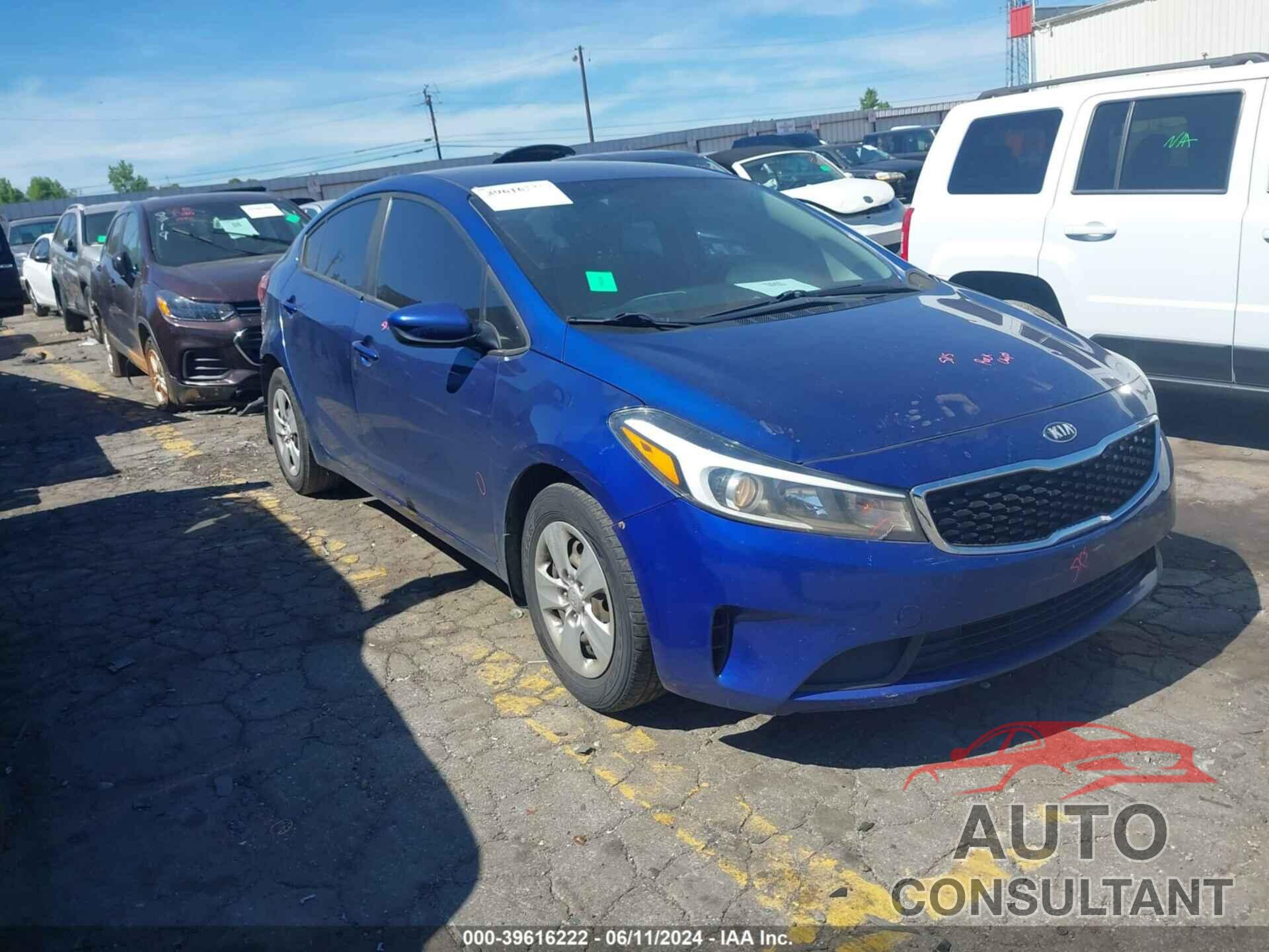 KIA FORTE 2018 - 3KPFK4A70JE238382