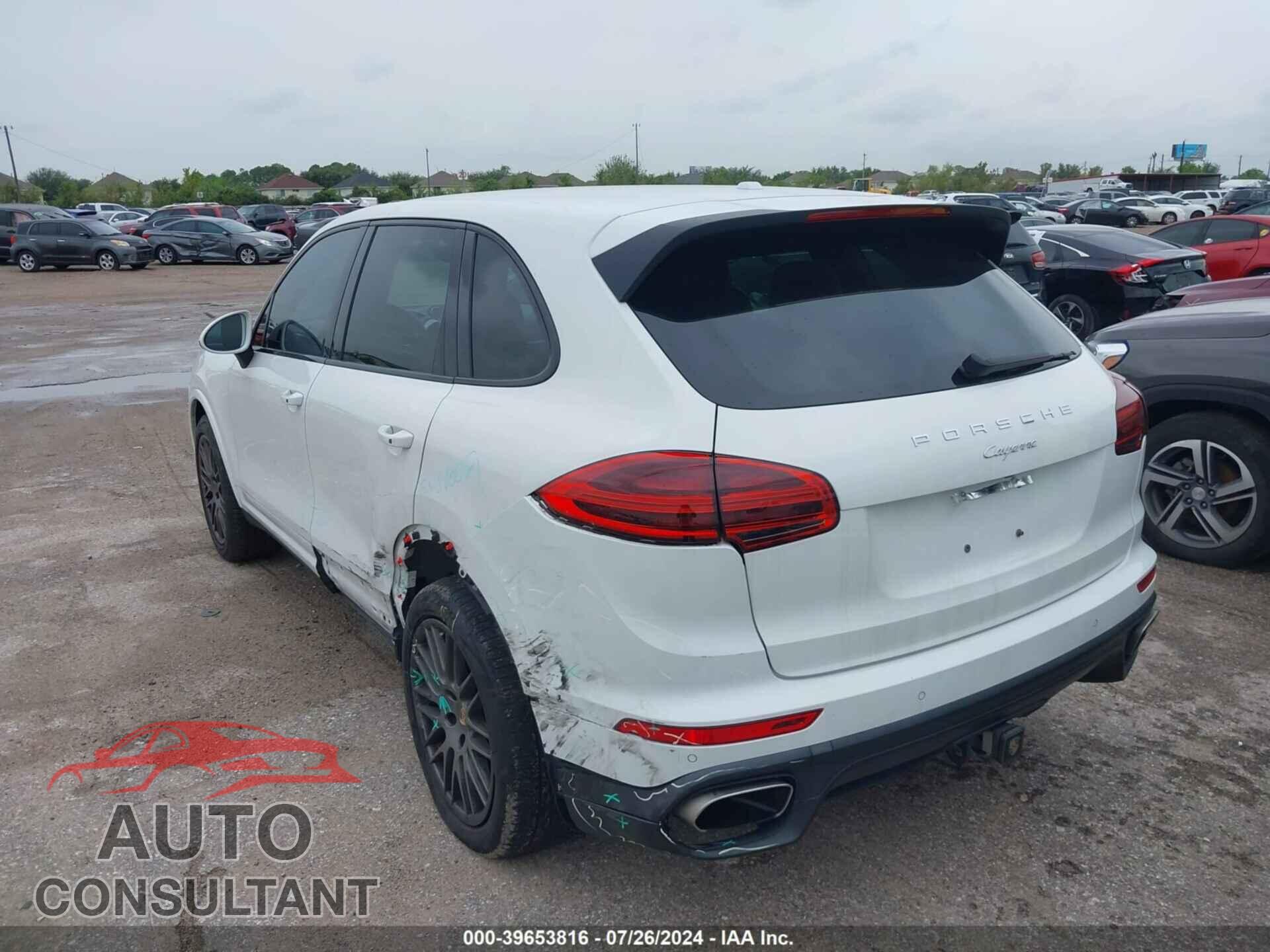 PORSCHE CAYENNE 2017 - WP1AA2A23HKA86979
