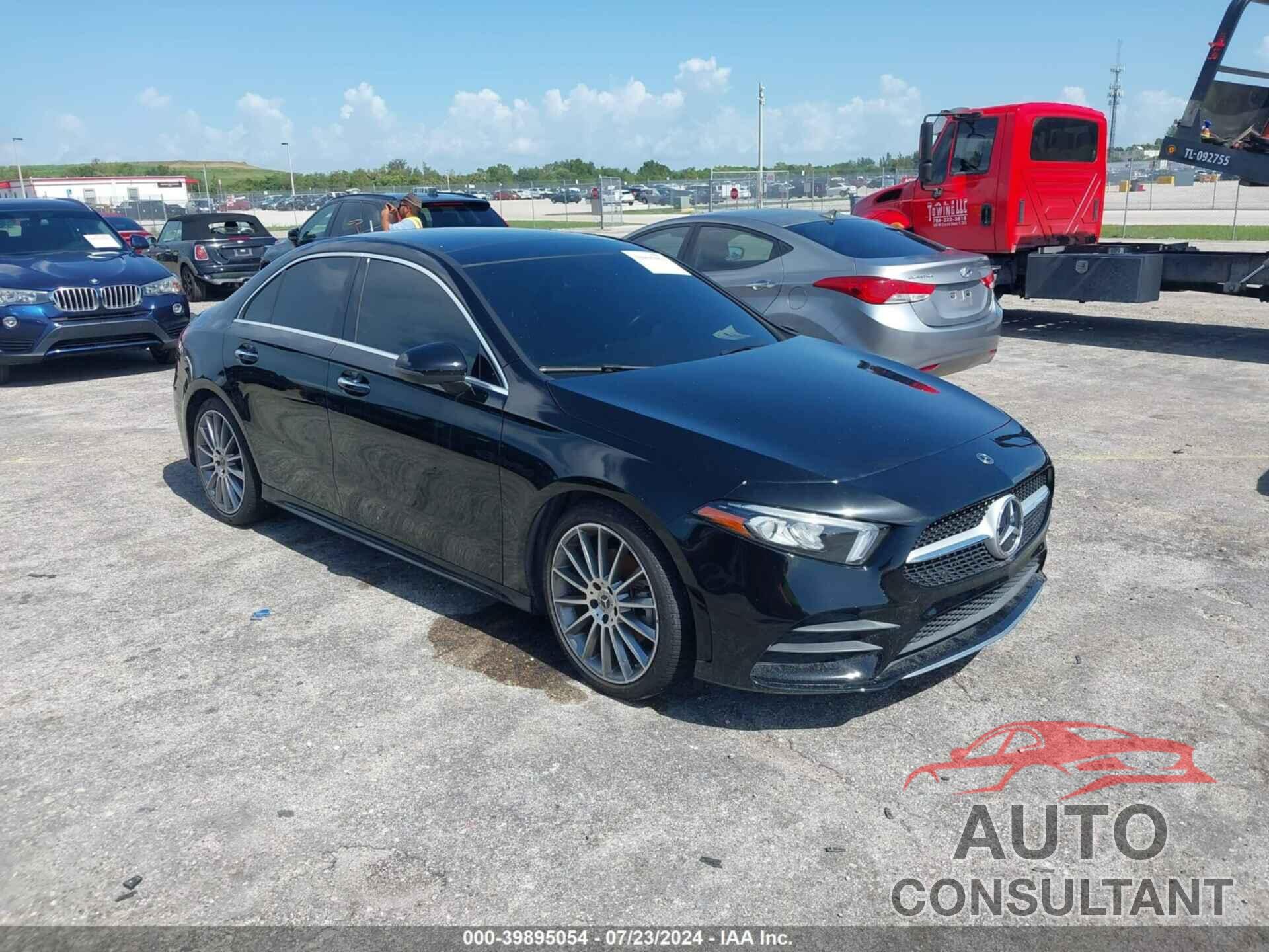 MERCEDES-BENZ A 220 2021 - W1K3G4EB6MJ270592