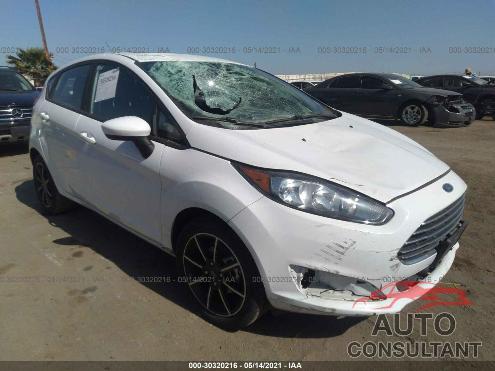 FORD FIESTA 2017 - 3FADP4EJ8HM158106