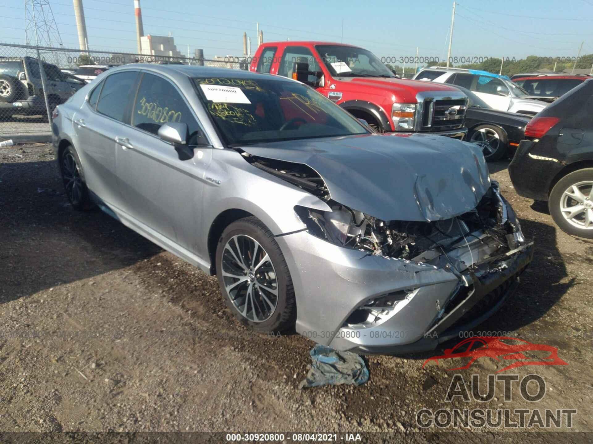 TOYOTA CAMRY 2020 - 4T1J31AK0LU519298