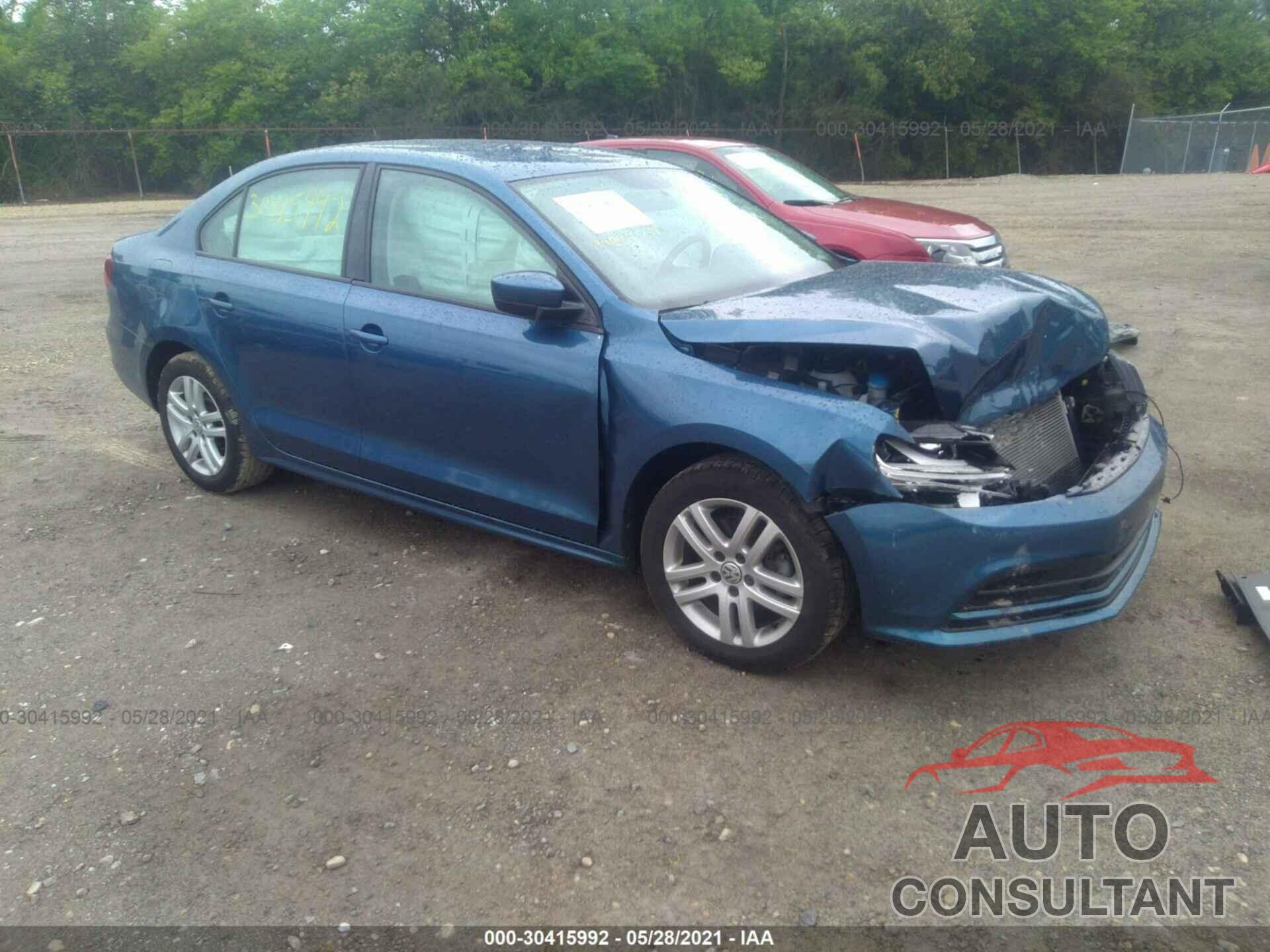 VOLKSWAGEN JETTA 2018 - 3VW2B7AJ1JM208516