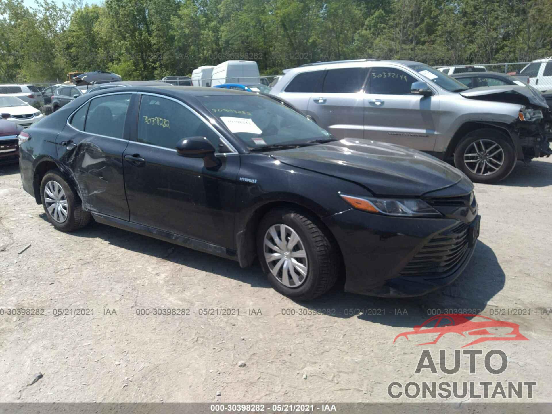 TOYOTA CAMRY 2018 - 4T1B31HK4JU501832