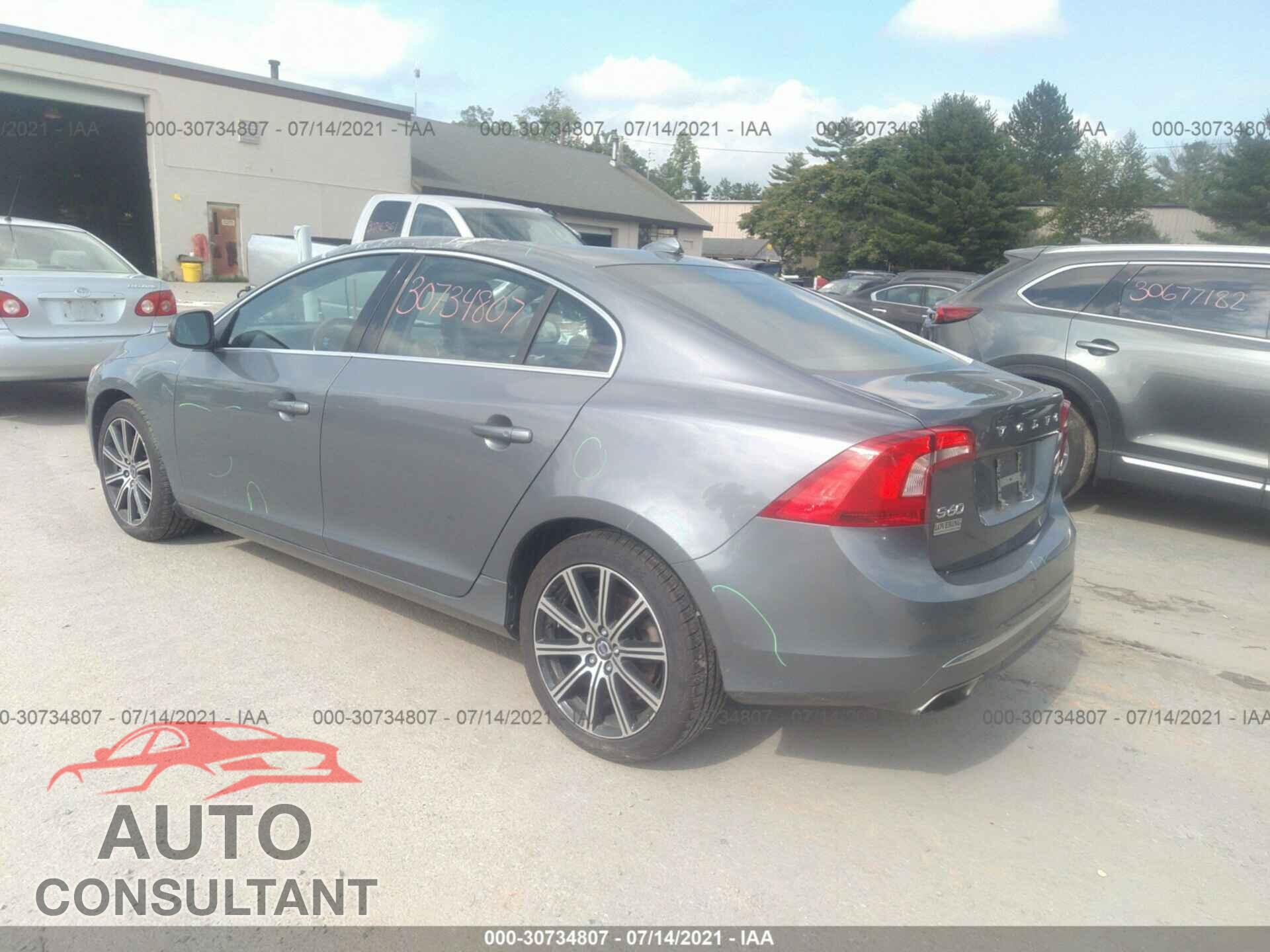 VOLVO S60 2017 - LYV402TK9HB143909