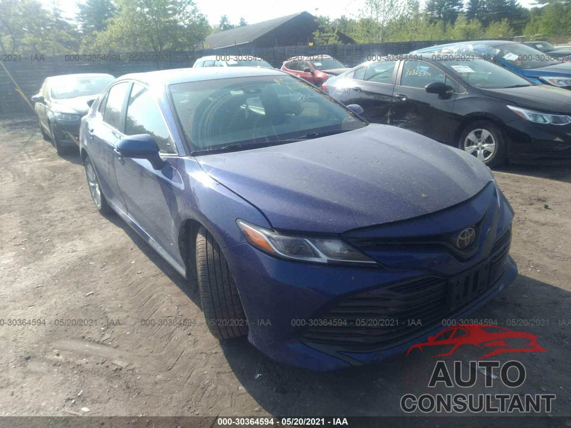 TOYOTA CAMRY 2018 - 4T1B11HK4JU606599