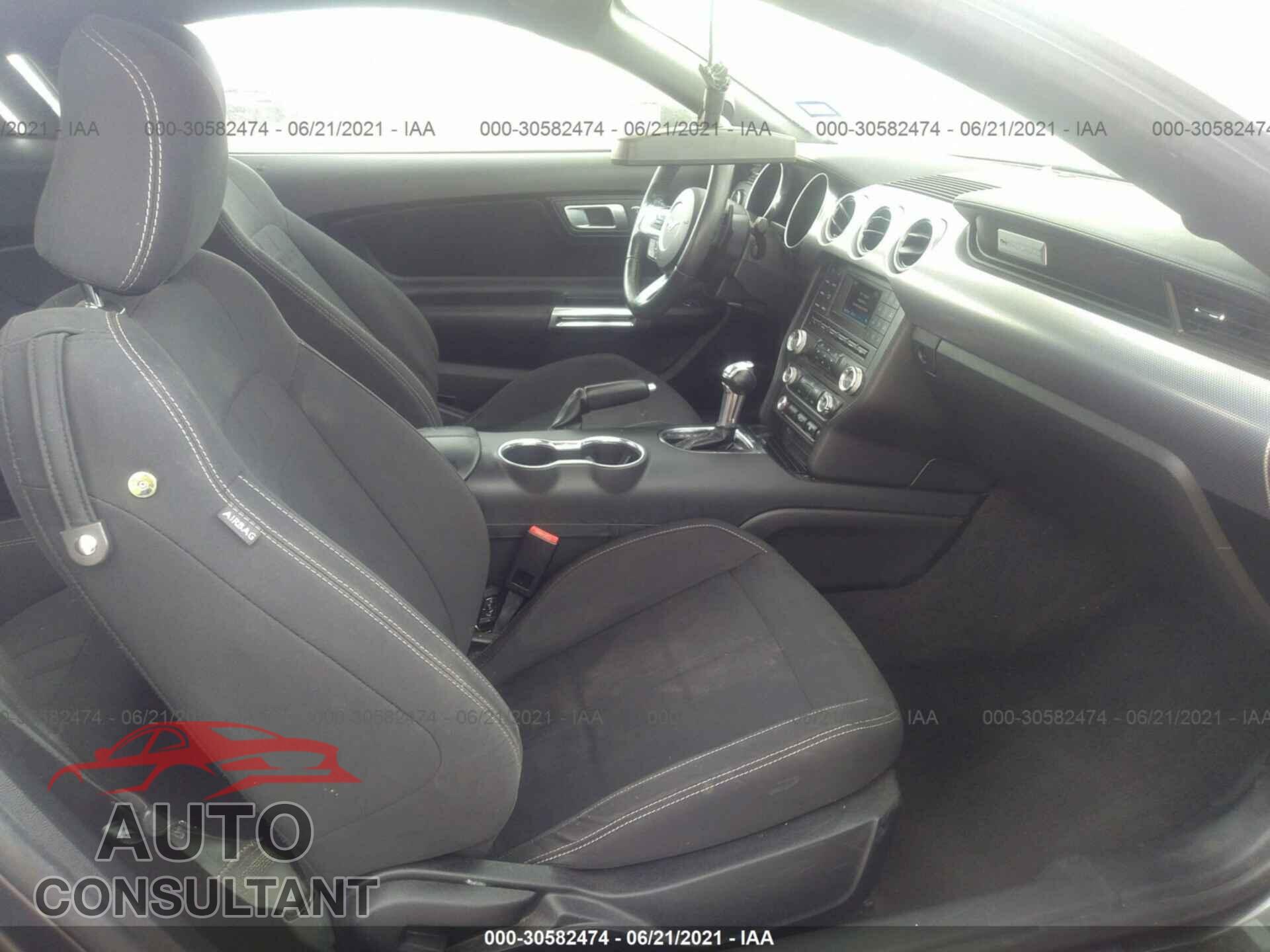 FORD MUSTANG 2018 - 1FA6P8TH5J5114088