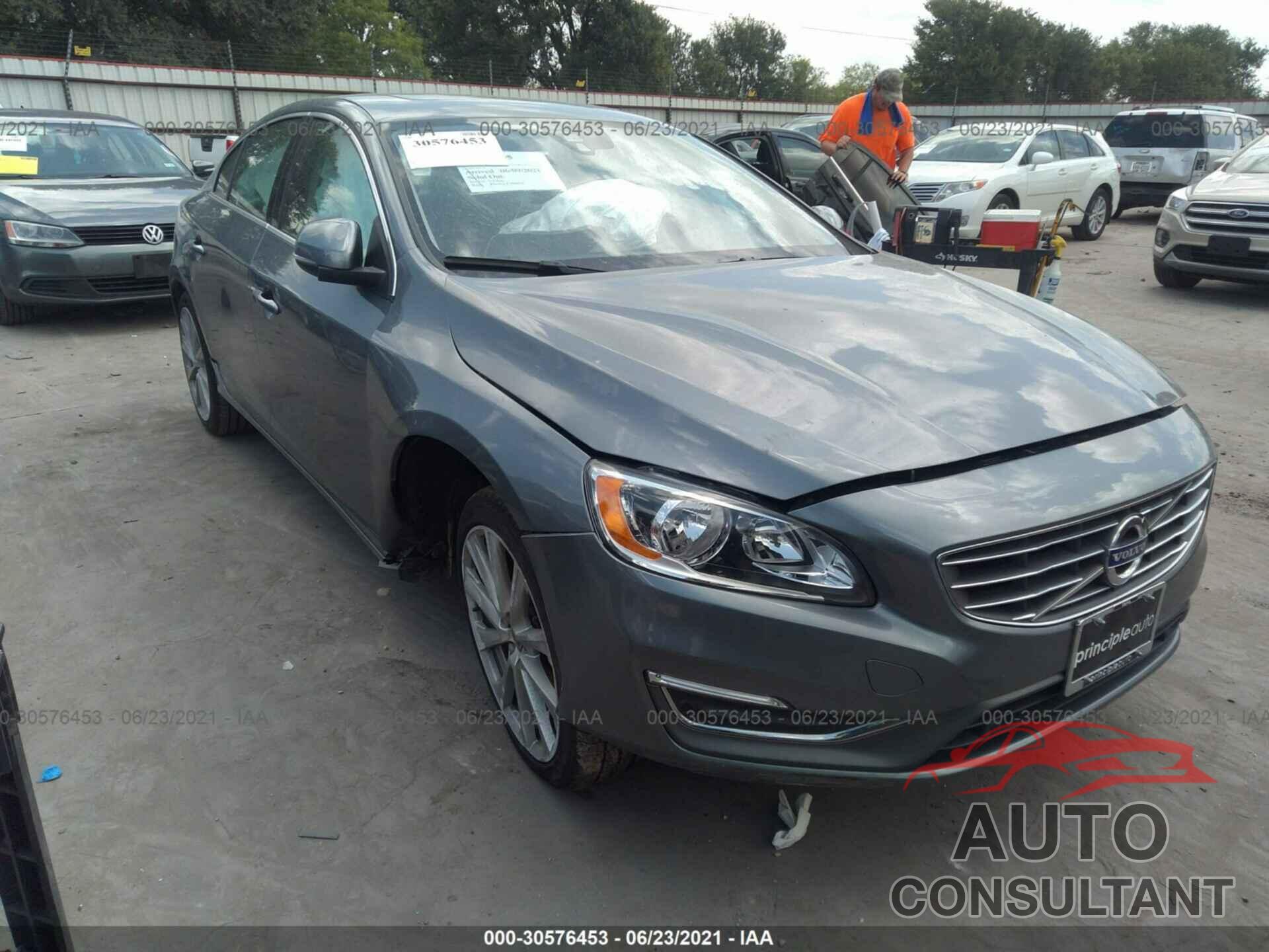 VOLVO S60 2018 - LYV402HK5JB169129