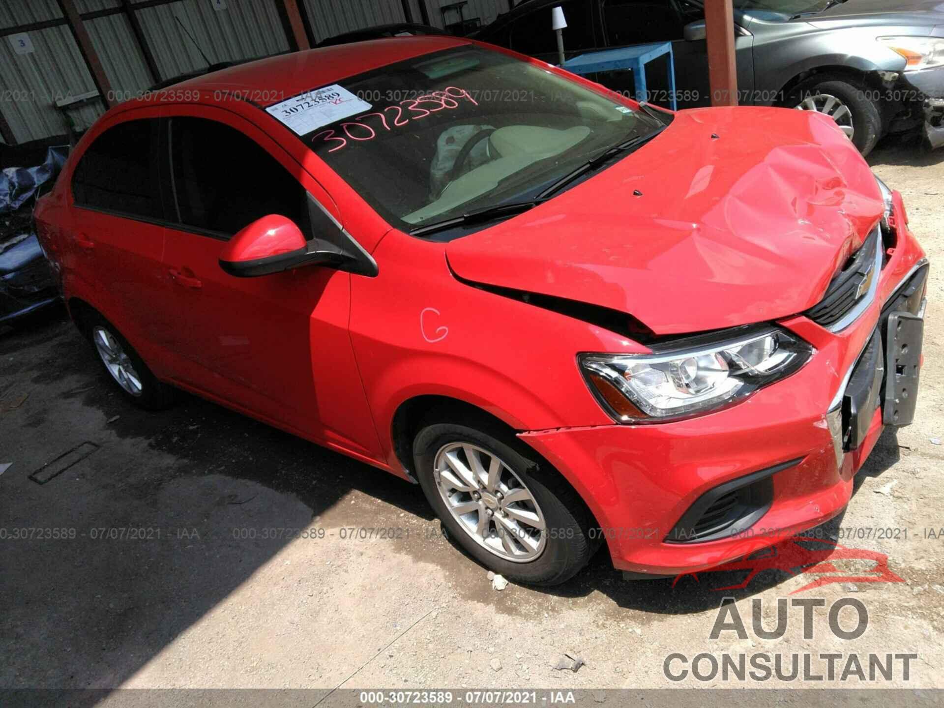 CHEVROLET SONIC 2020 - 1G1JD5SB5L4139213