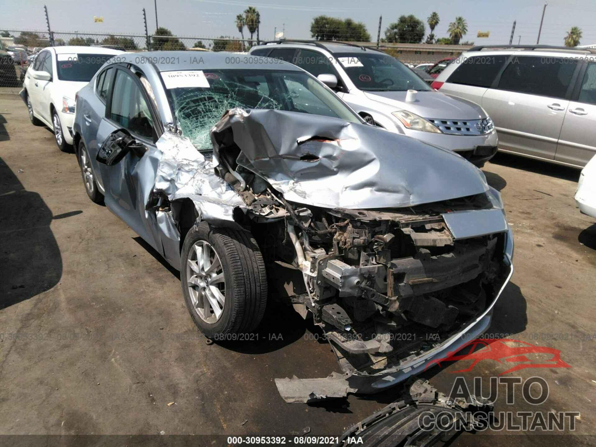 MAZDA MAZDA3 4-DOOR 2017 - 3MZBN1U70HM156438