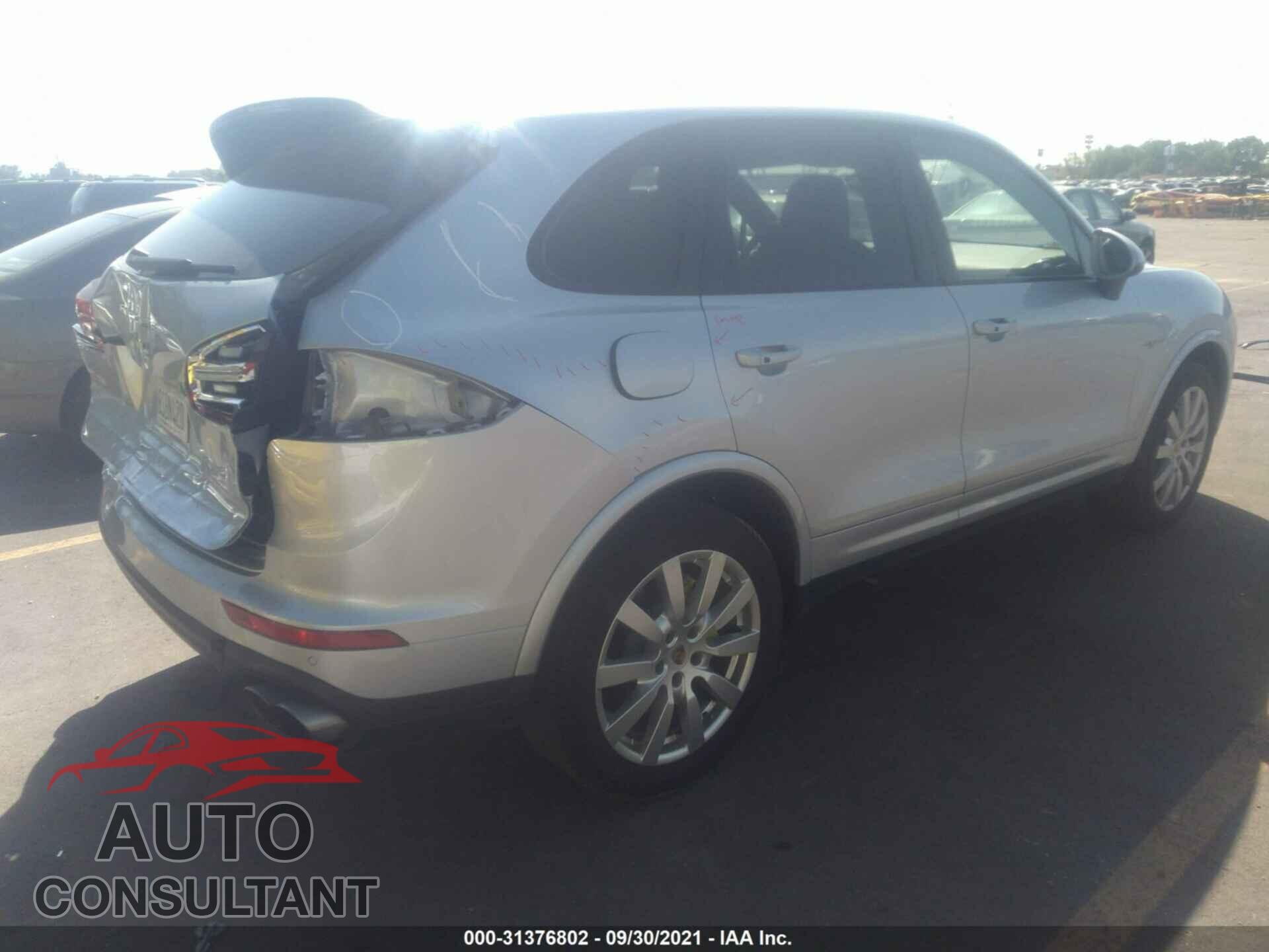 PORSCHE CAYENNE 2018 - WP1AE2A24JLA72478