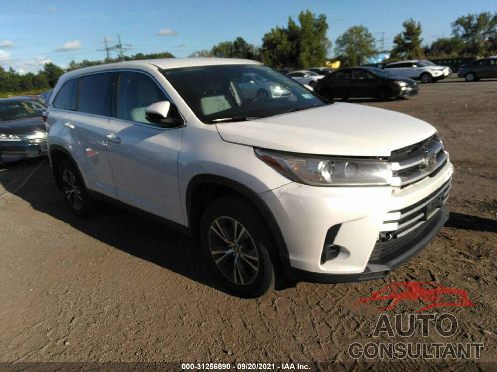 TOYOTA HIGHLANDER 2019 - 5TDBZRFH0KS726716