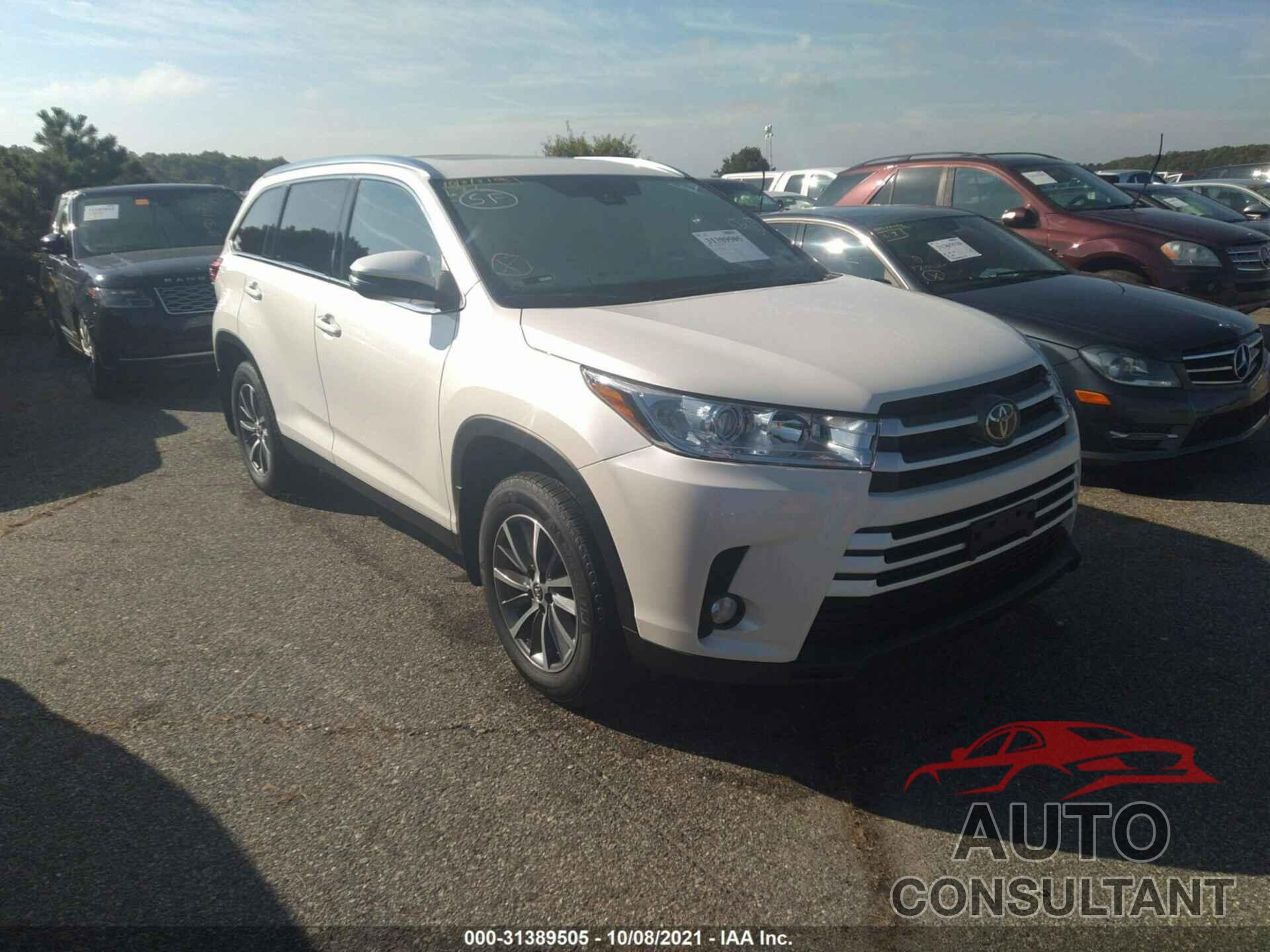 TOYOTA HIGHLANDER 2019 - 5TDJZRFH2KS614270