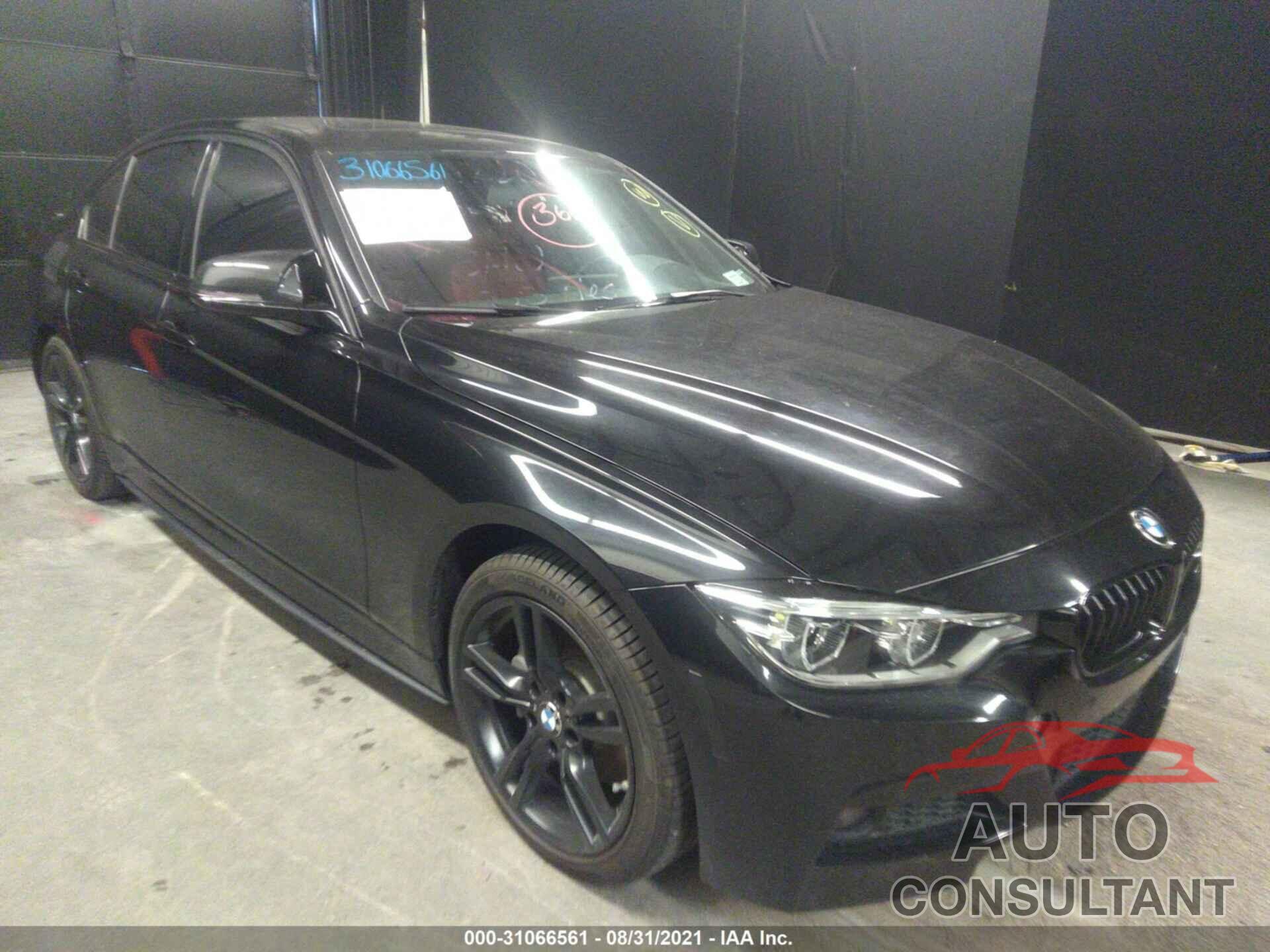 BMW 3 SERIES 2018 - WBA8B9C50JK676766