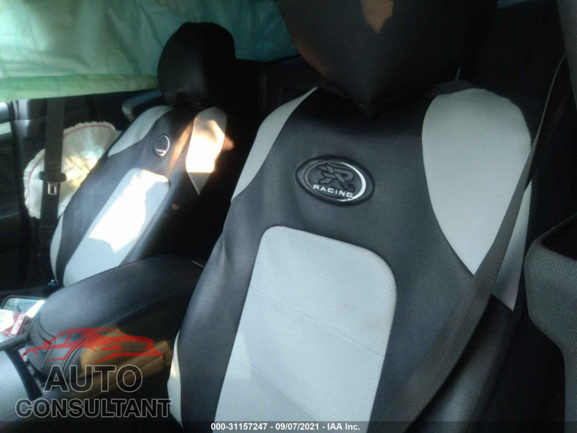 FORD TAURUS 2016 - 1FAHP2E88GG134917