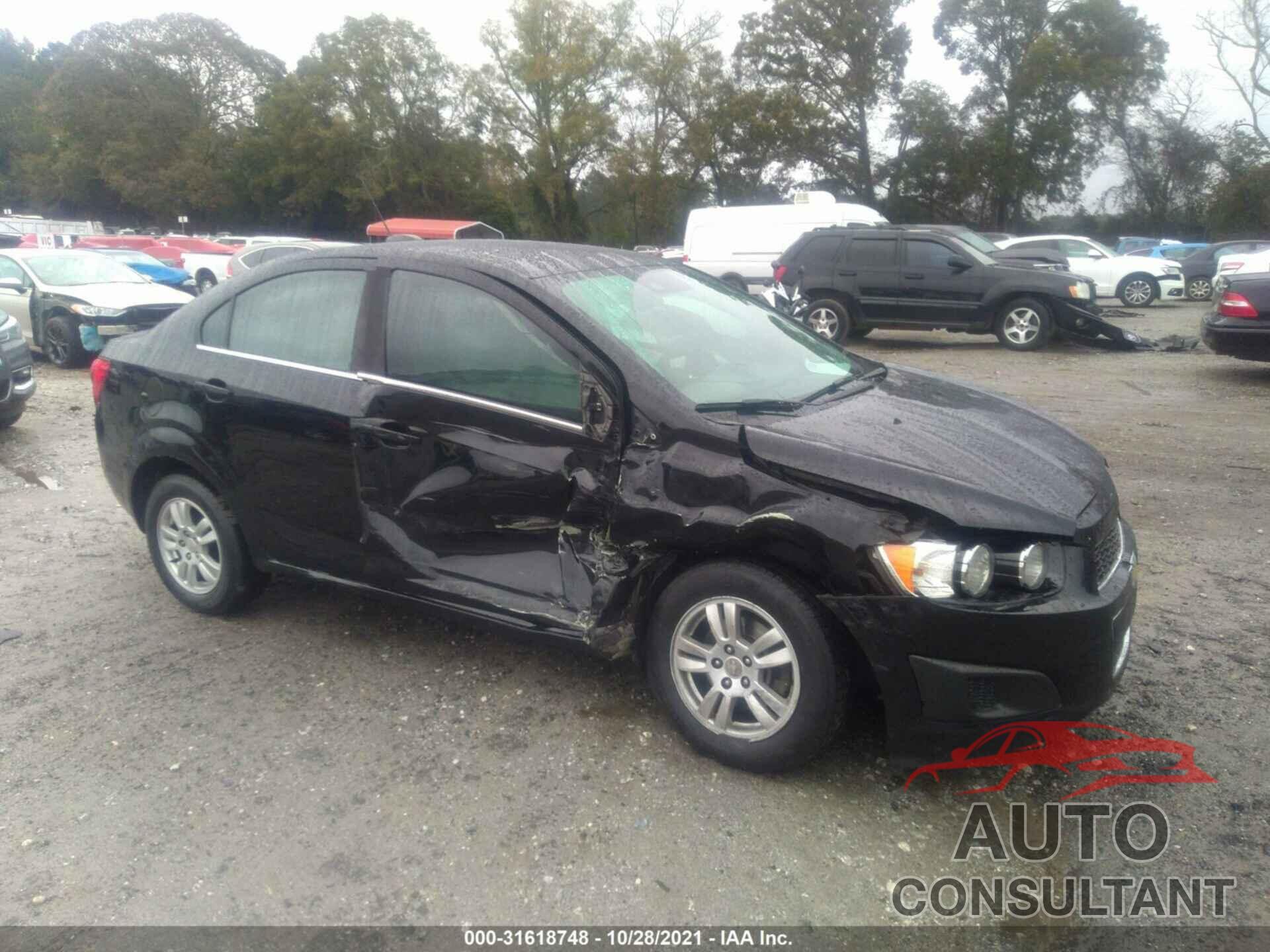 CHEVROLET SONIC 2016 - 1G1JC5SH1G4154949