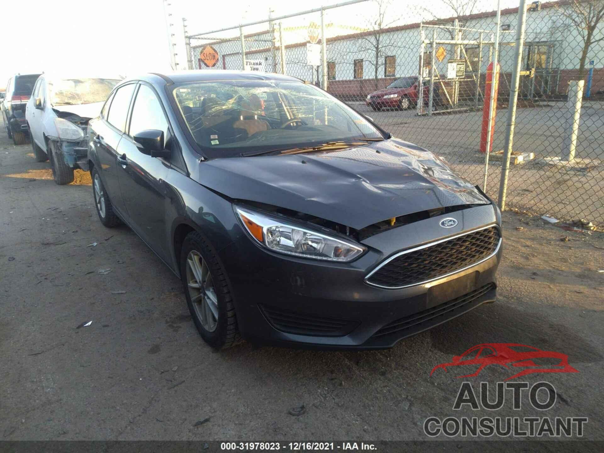 FORD FOCUS 2017 - 1FADP3FE8HL303111