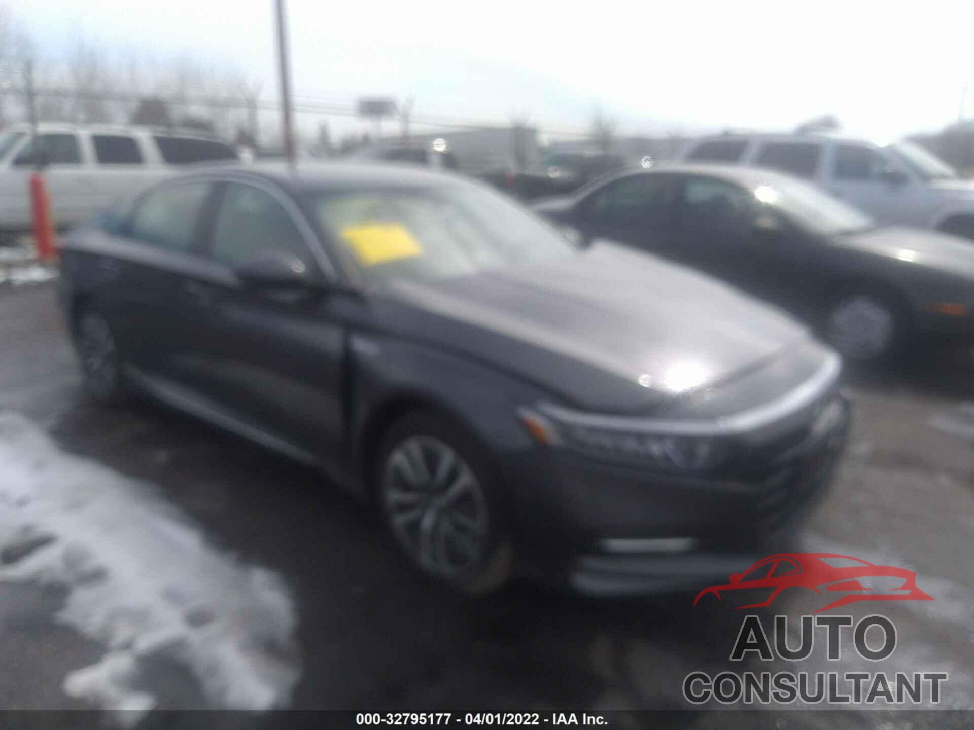 HONDA ACCORD HYBRID 2018 - 1HGCV3F5XJA016190