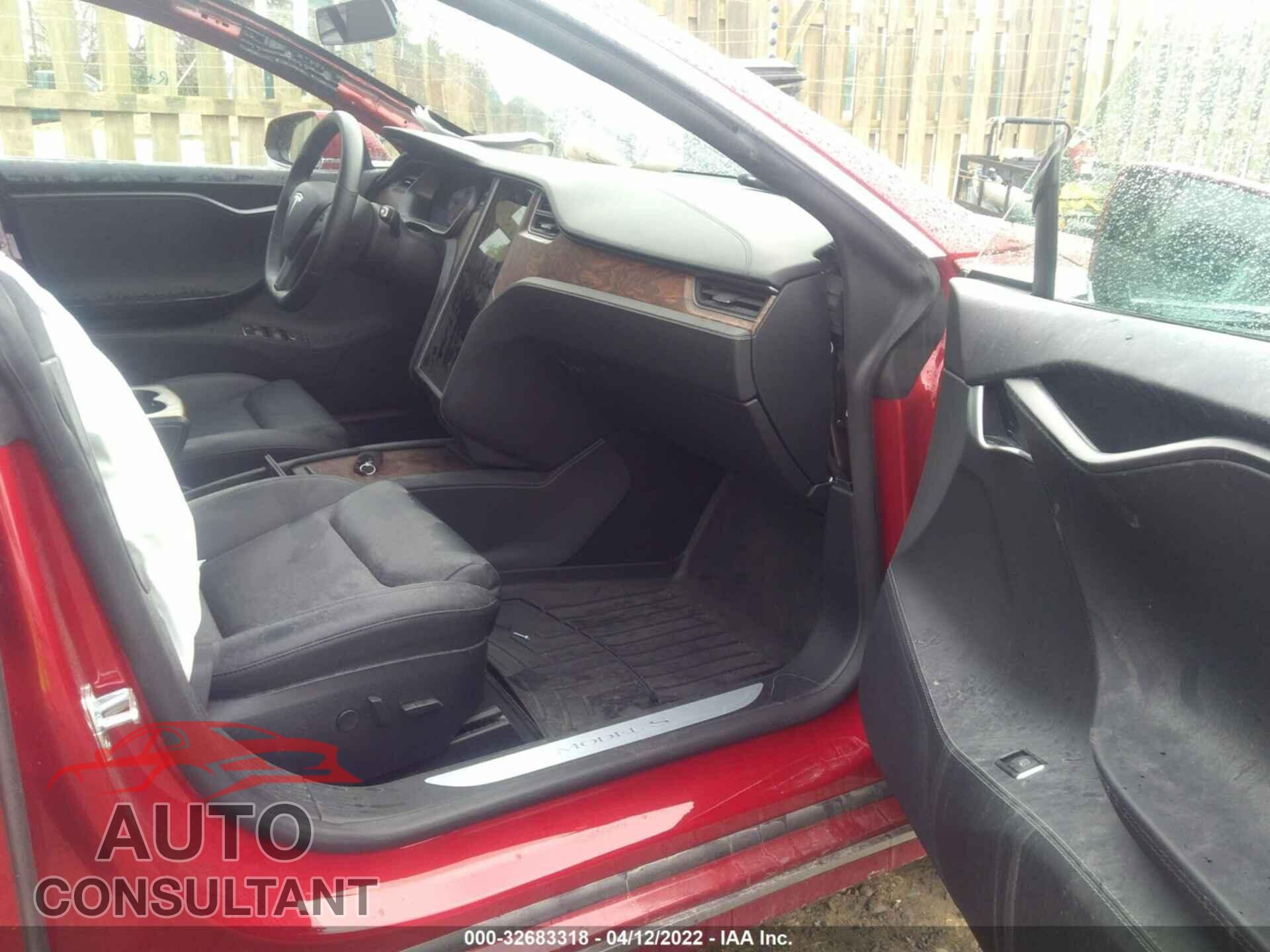 TESLA MODEL S 2020 - 5YJSA1E46LF364243