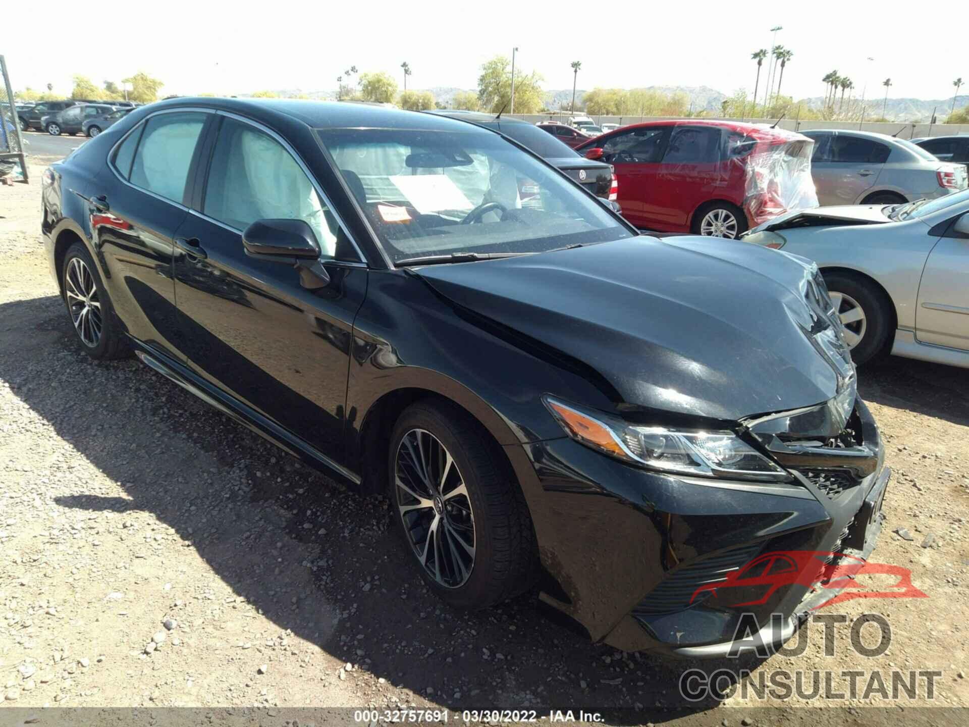 TOYOTA CAMRY 2020 - 4T1G11AK6LU944654