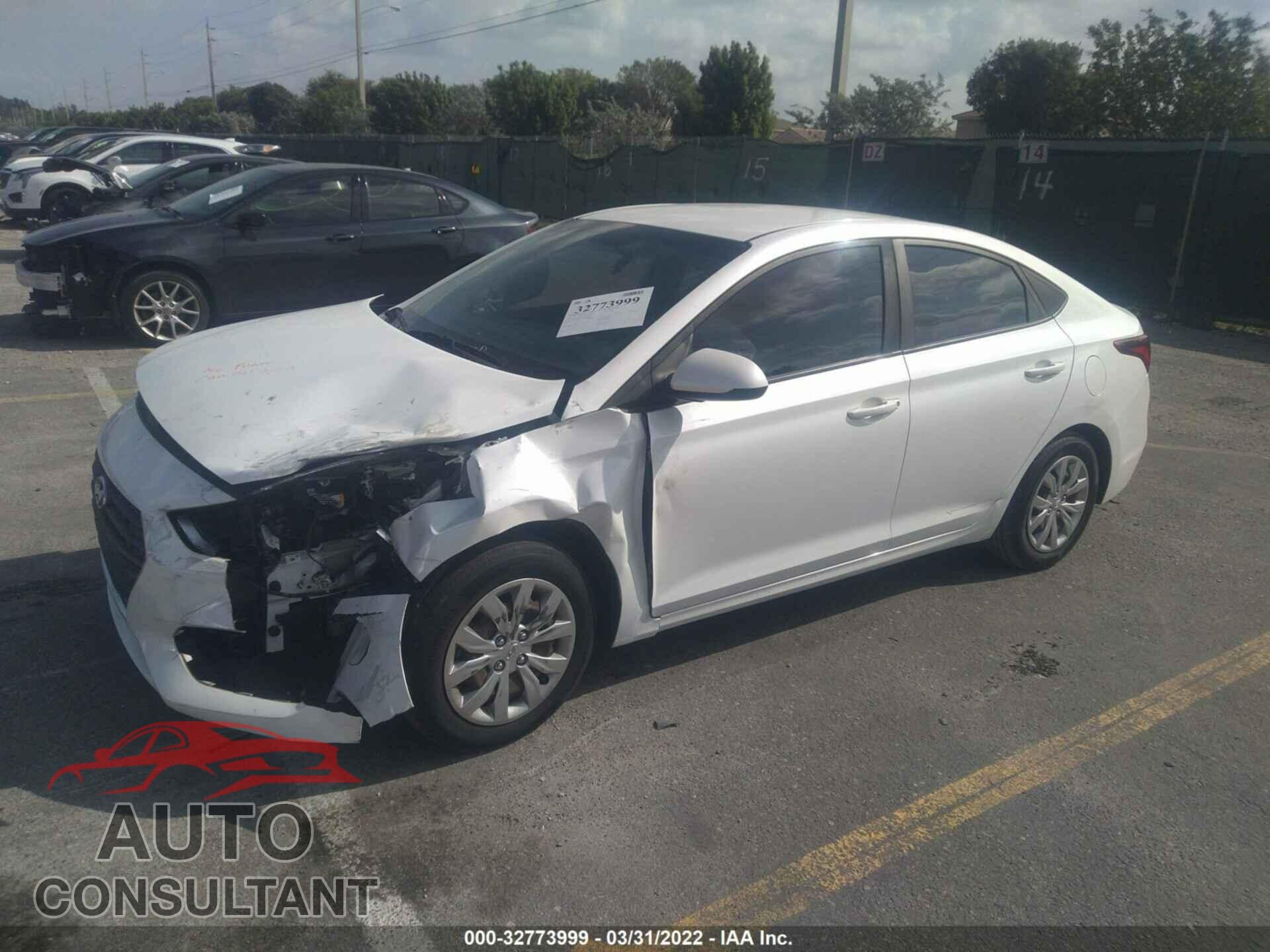 HYUNDAI ACCENT 2018 - 3KPC24A33JE023868
