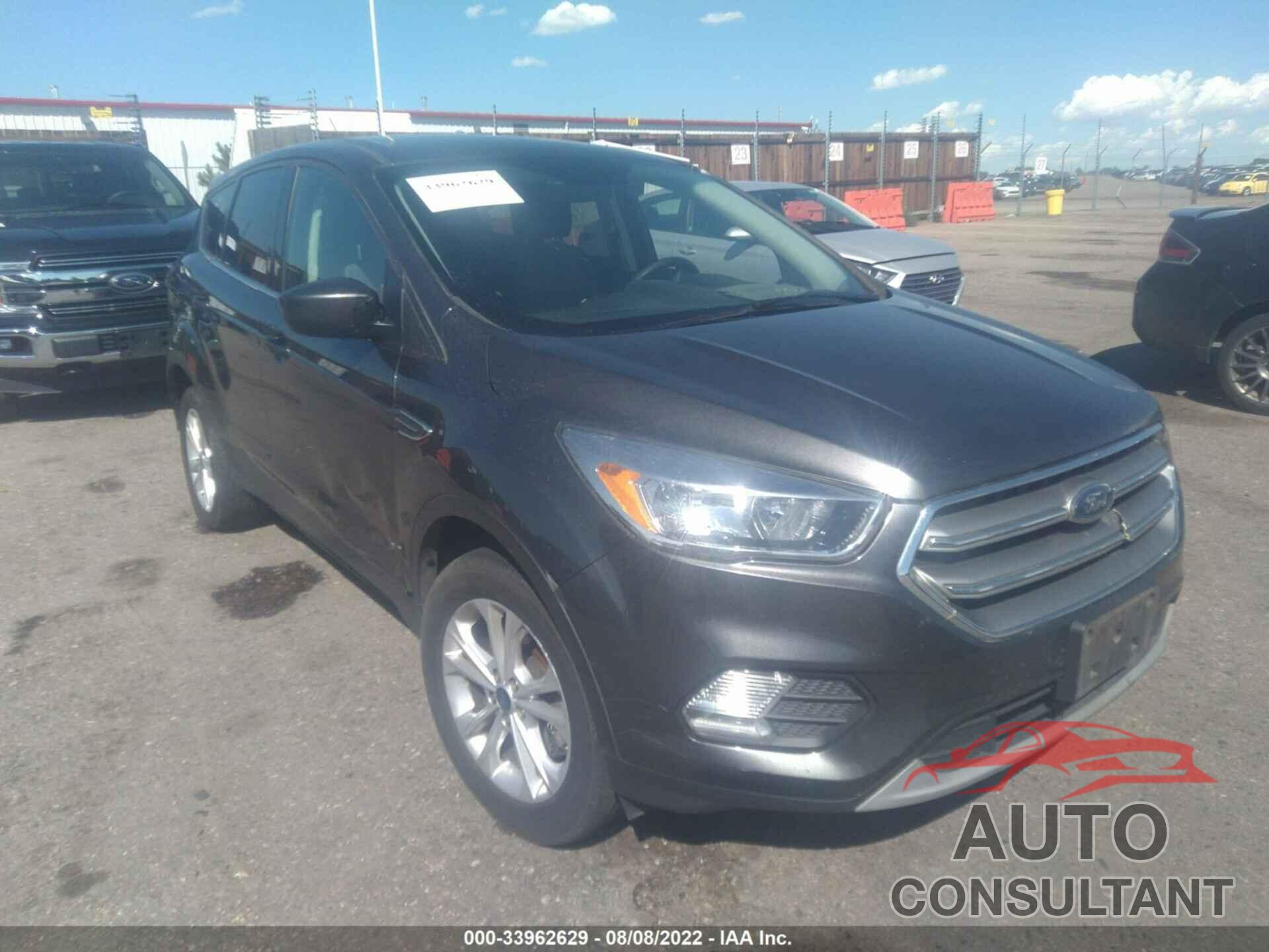 FORD ESCAPE 2017 - 1FMCU9GDXHUE49636