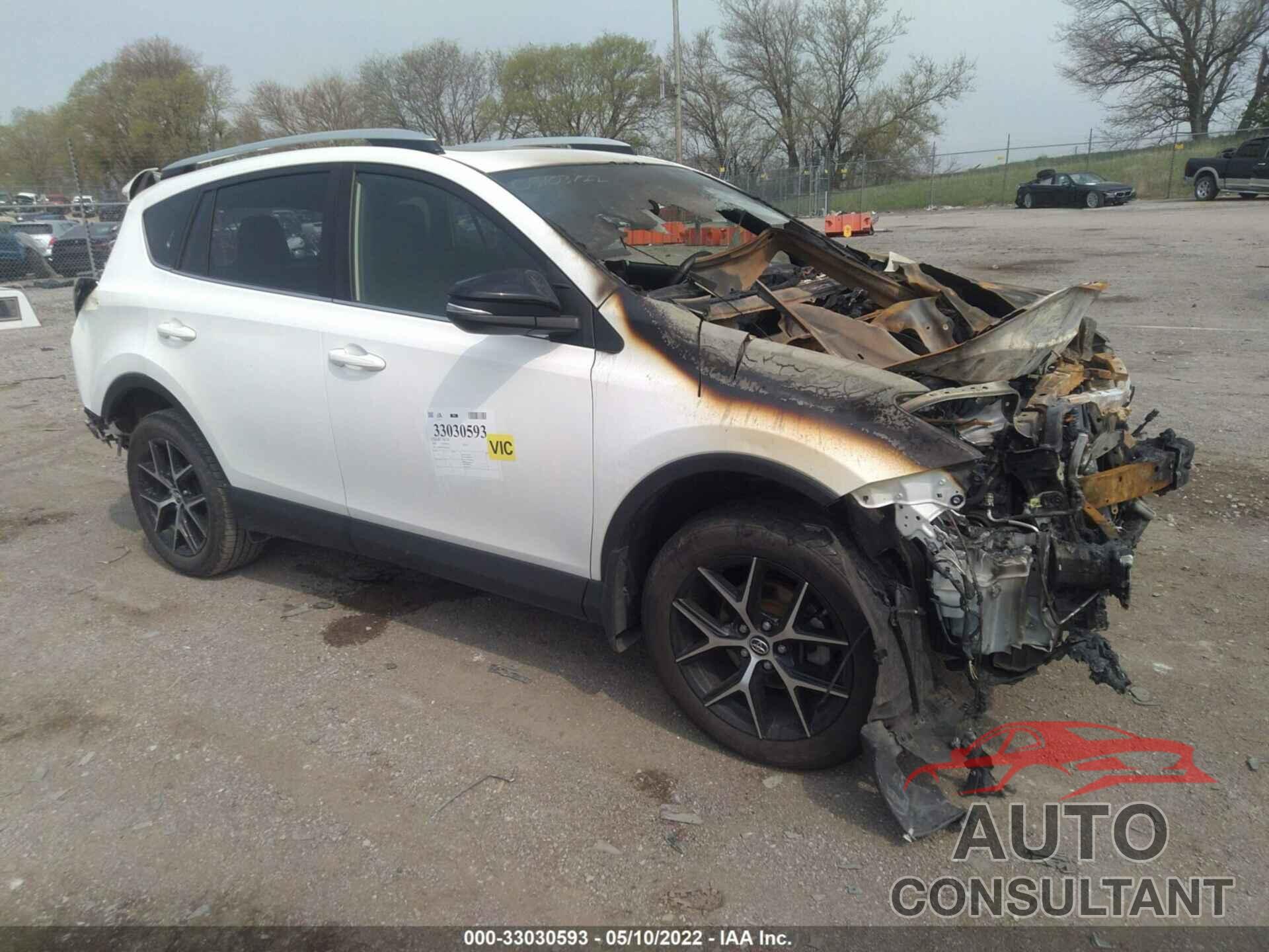 TOYOTA RAV4 2016 - JTMJFREV6GJ076371
