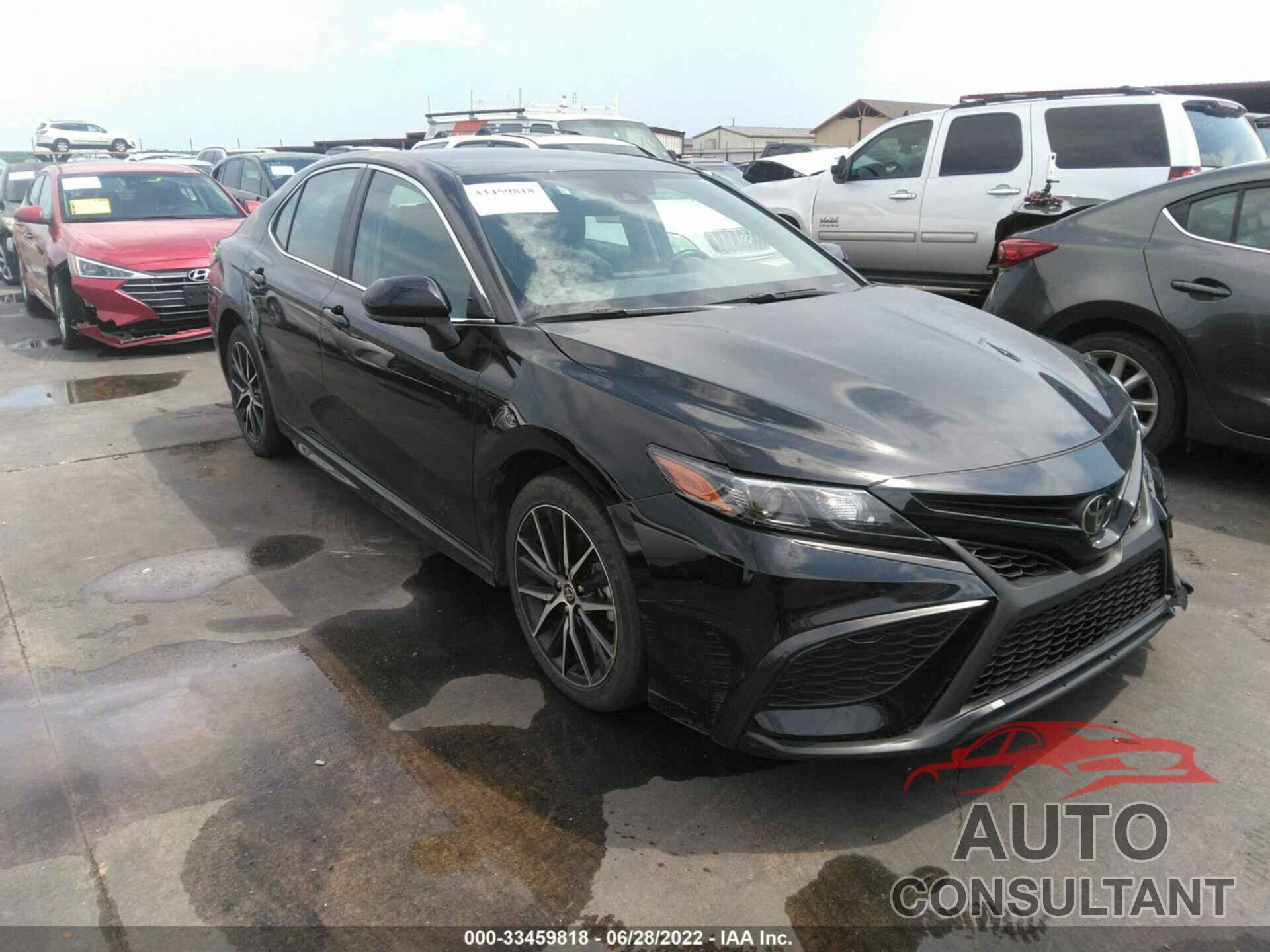 TOYOTA CAMRY 2021 - 4T1G11AK3MU461348