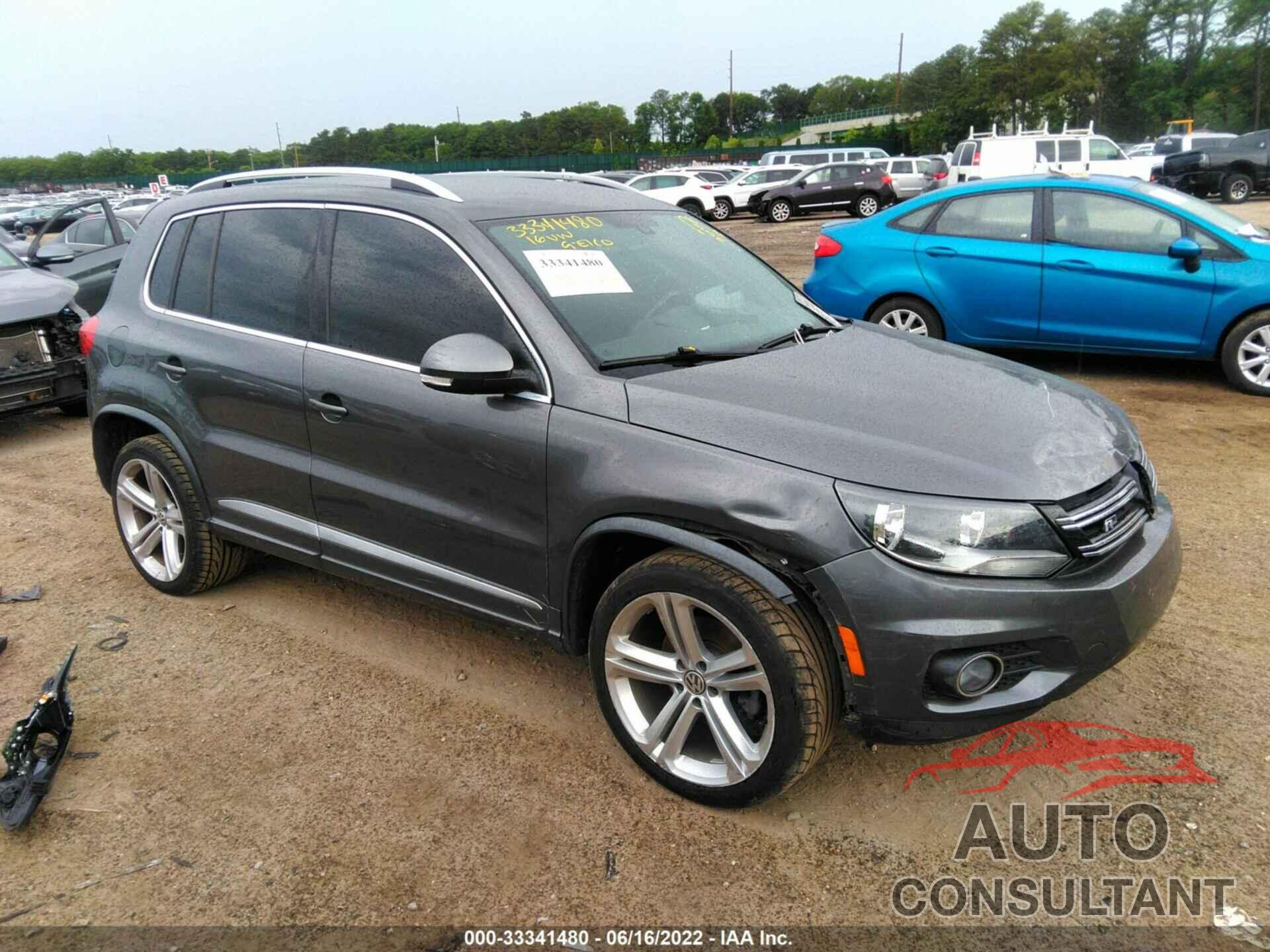 VOLKSWAGEN TIGUAN 2016 - WVGAV7AX9GW603932