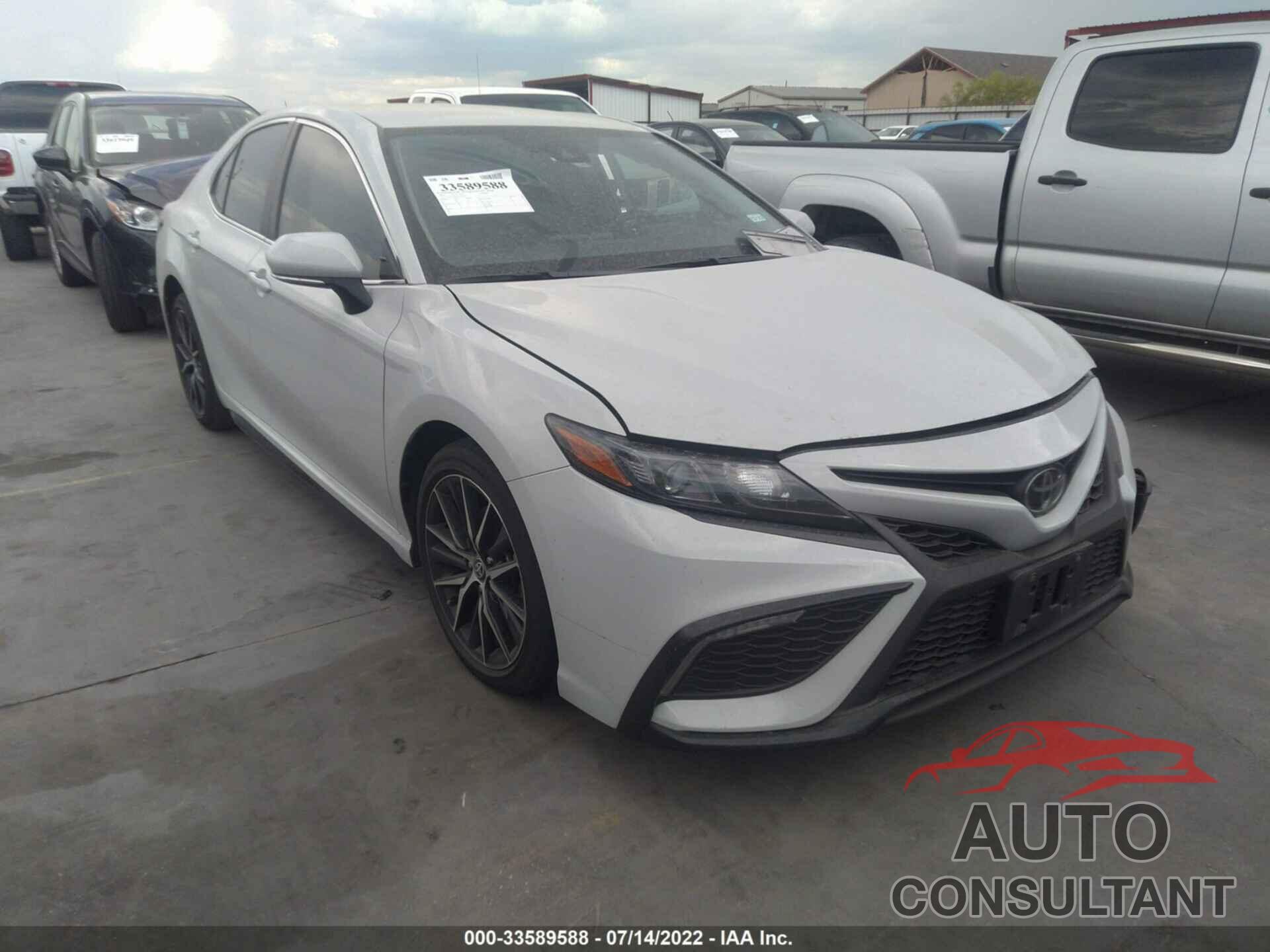 TOYOTA CAMRY 2022 - 4T1T11AK9NU017147