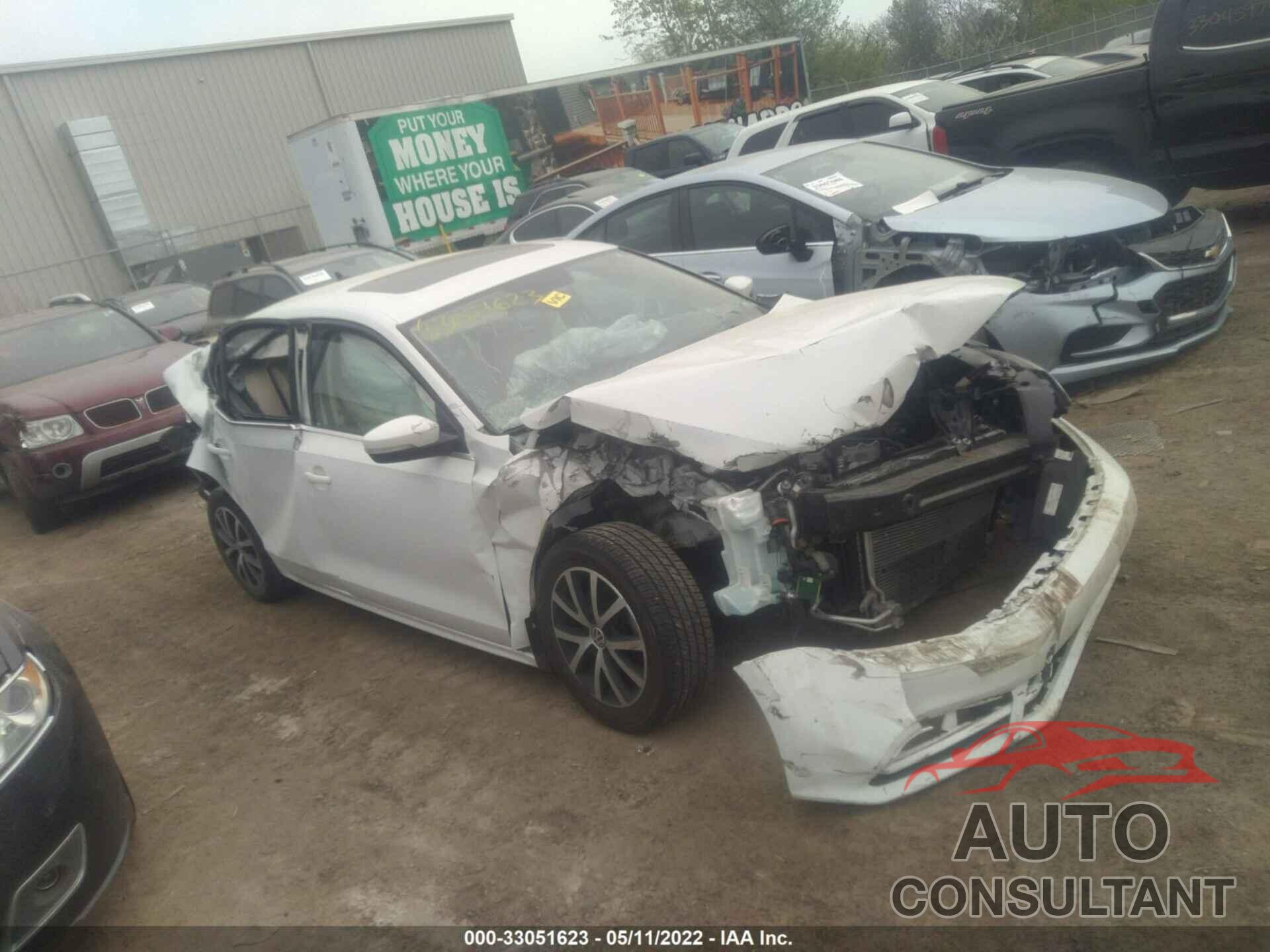 VOLKSWAGEN JETTA 2017 - 3VWDB7AJ4HM276652