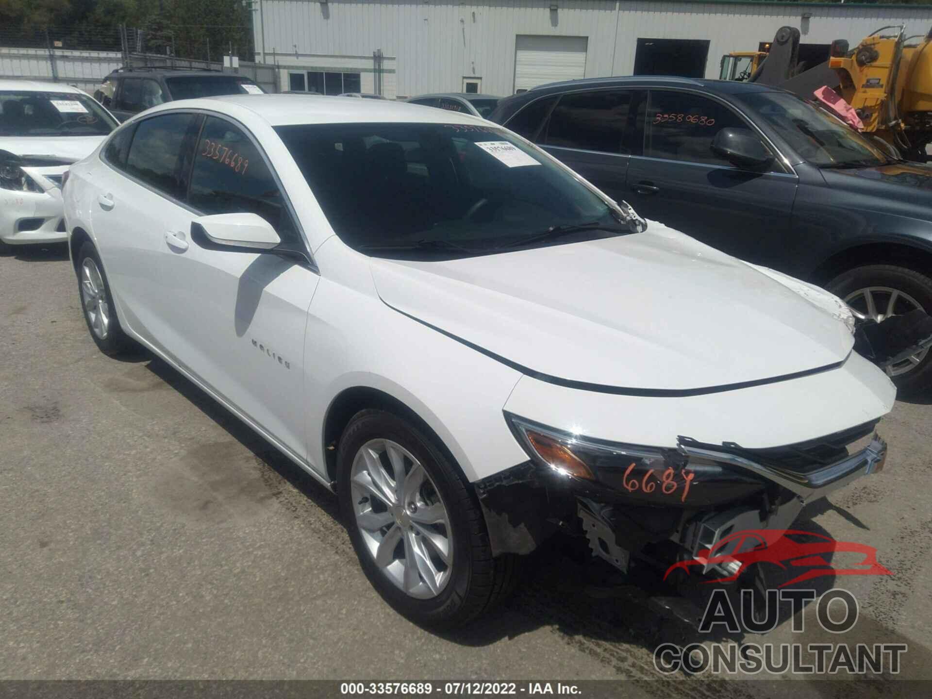 CHEVROLET MALIBU 2020 - 1G1ZD5ST3LF093039