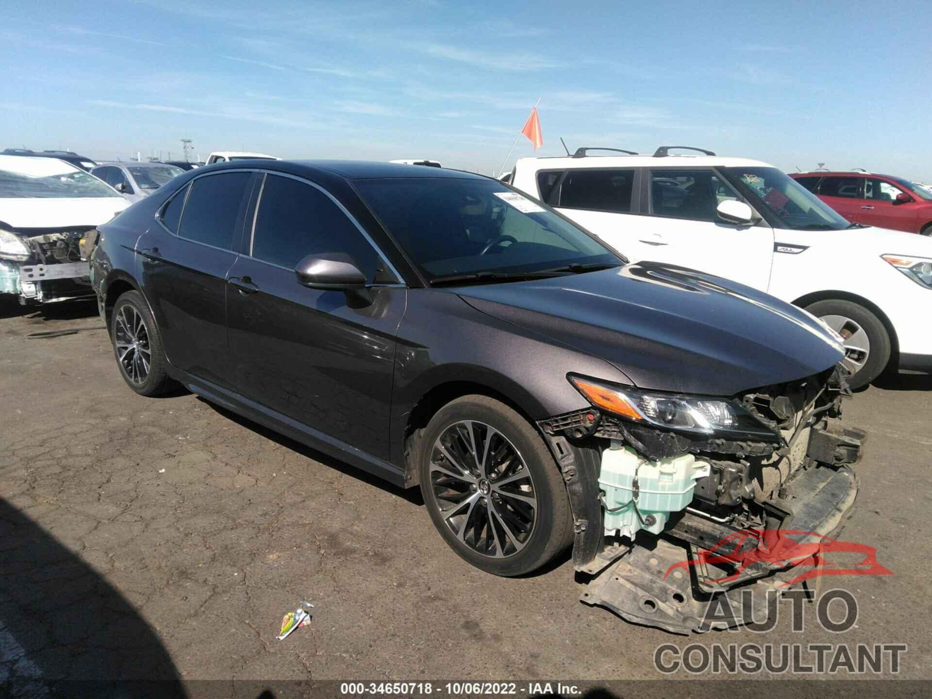 TOYOTA CAMRY 2019 - 4T1B11HK1KU740262