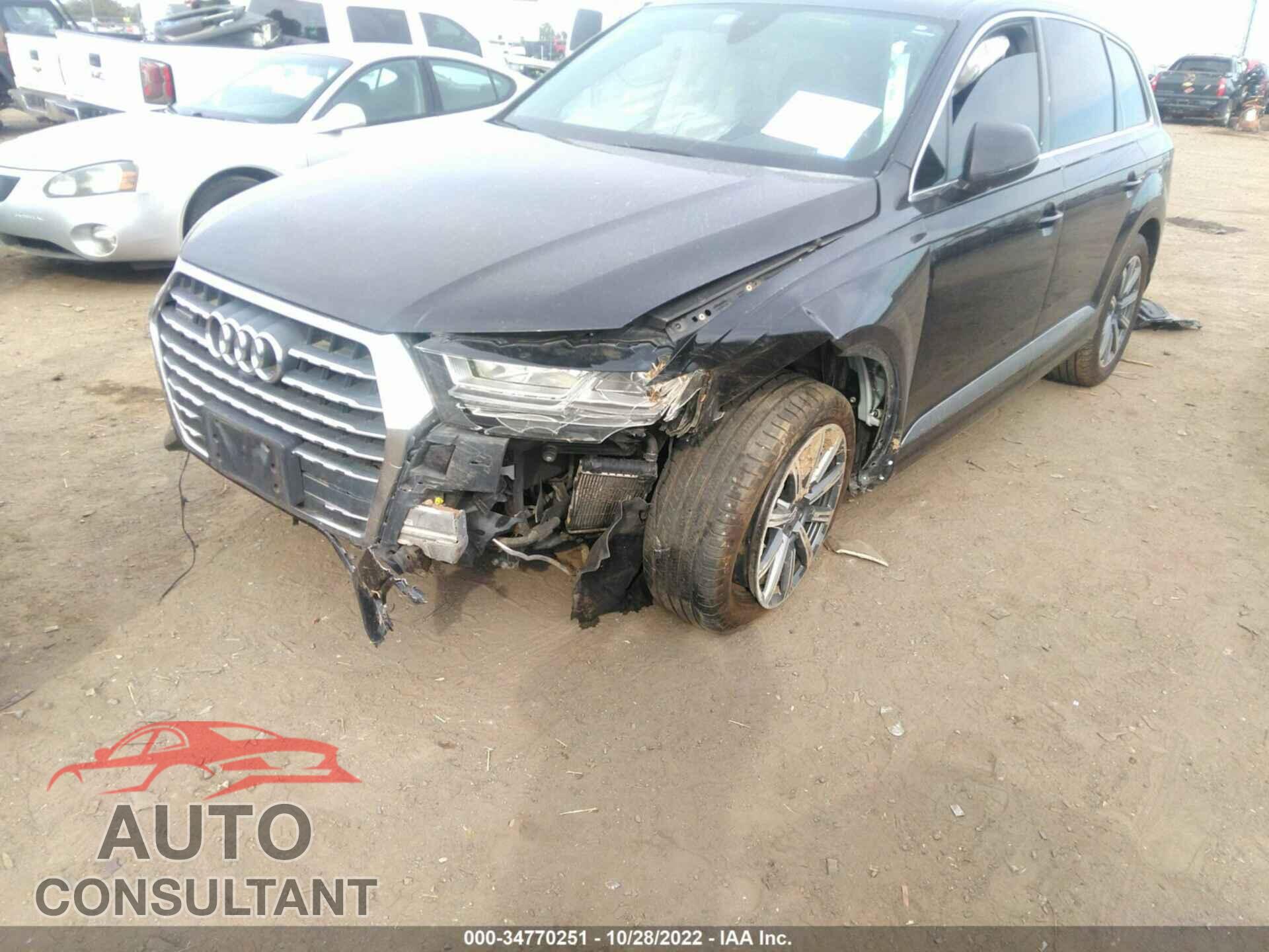 AUDI Q7 2017 - WA1LAAF73HD013876