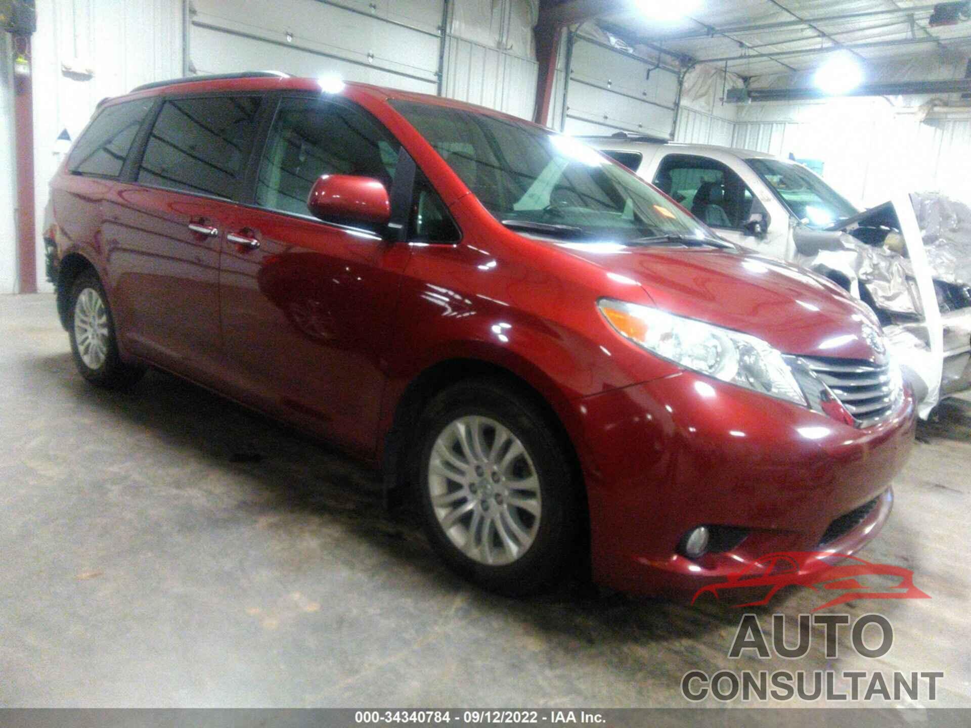 TOYOTA SIENNA 2017 - 5TDYZ3DC5HS852304