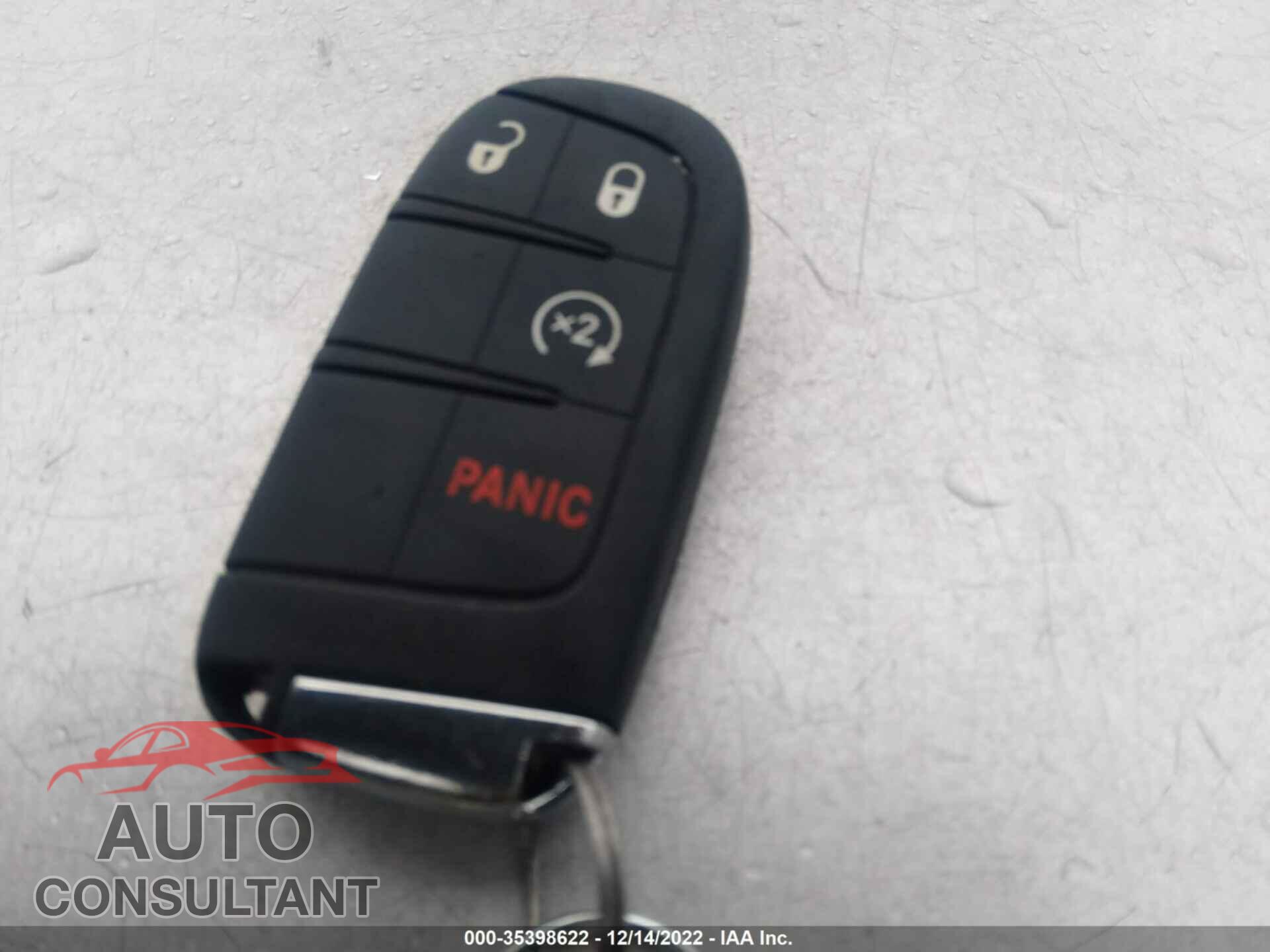 JEEP COMPASS 2018 - 3C4NJDBB0JT142443