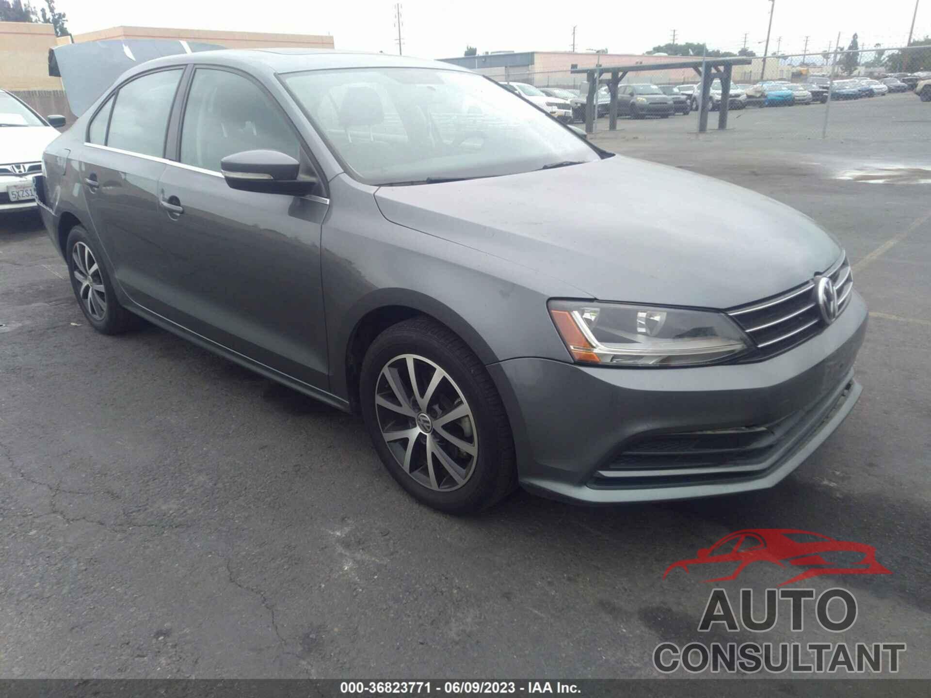 VOLKSWAGEN JETTA 2017 - 3VWDB7AJ3HM325498