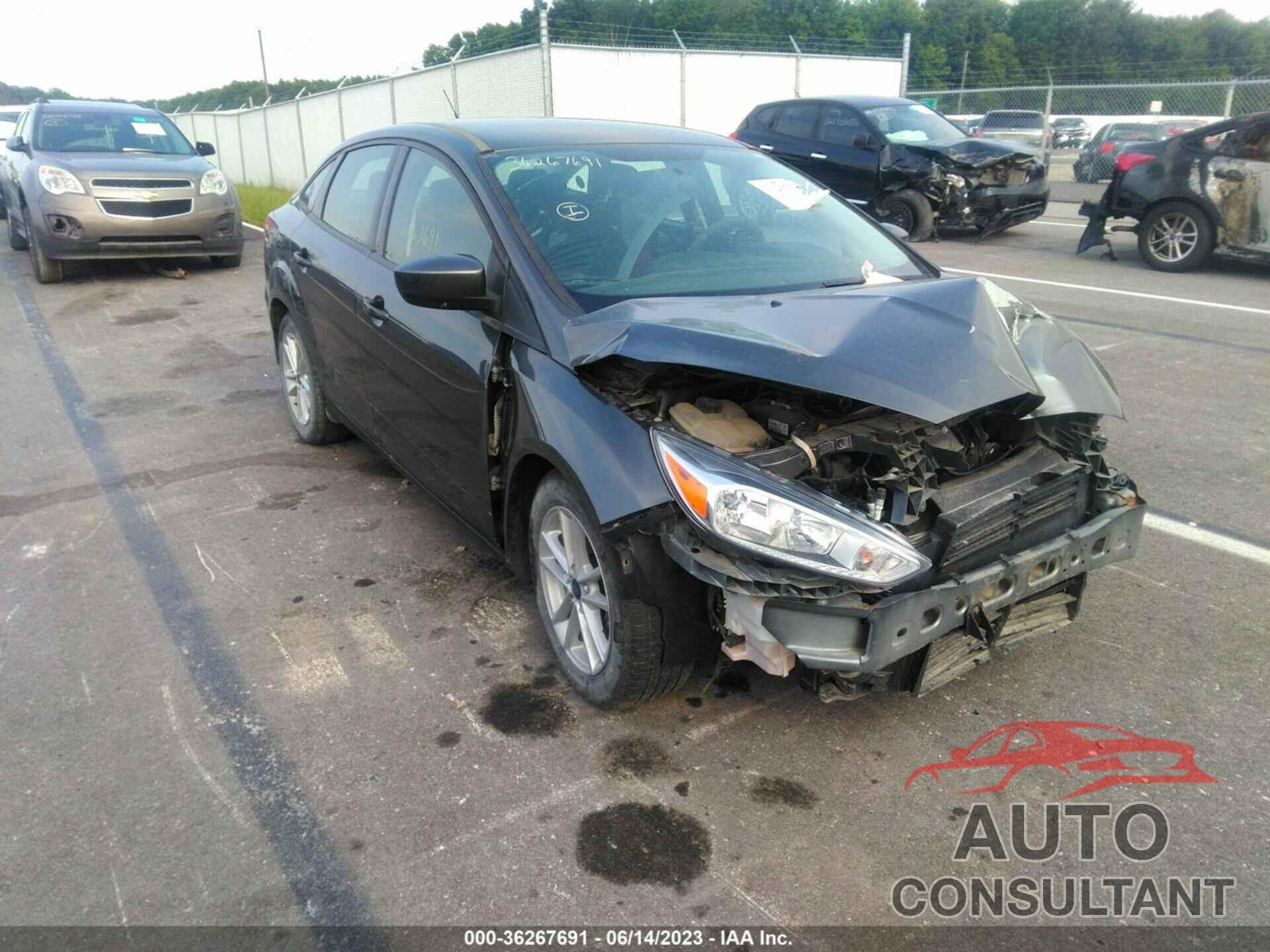 FORD FOCUS 2018 - 1FADP3F22JL206241