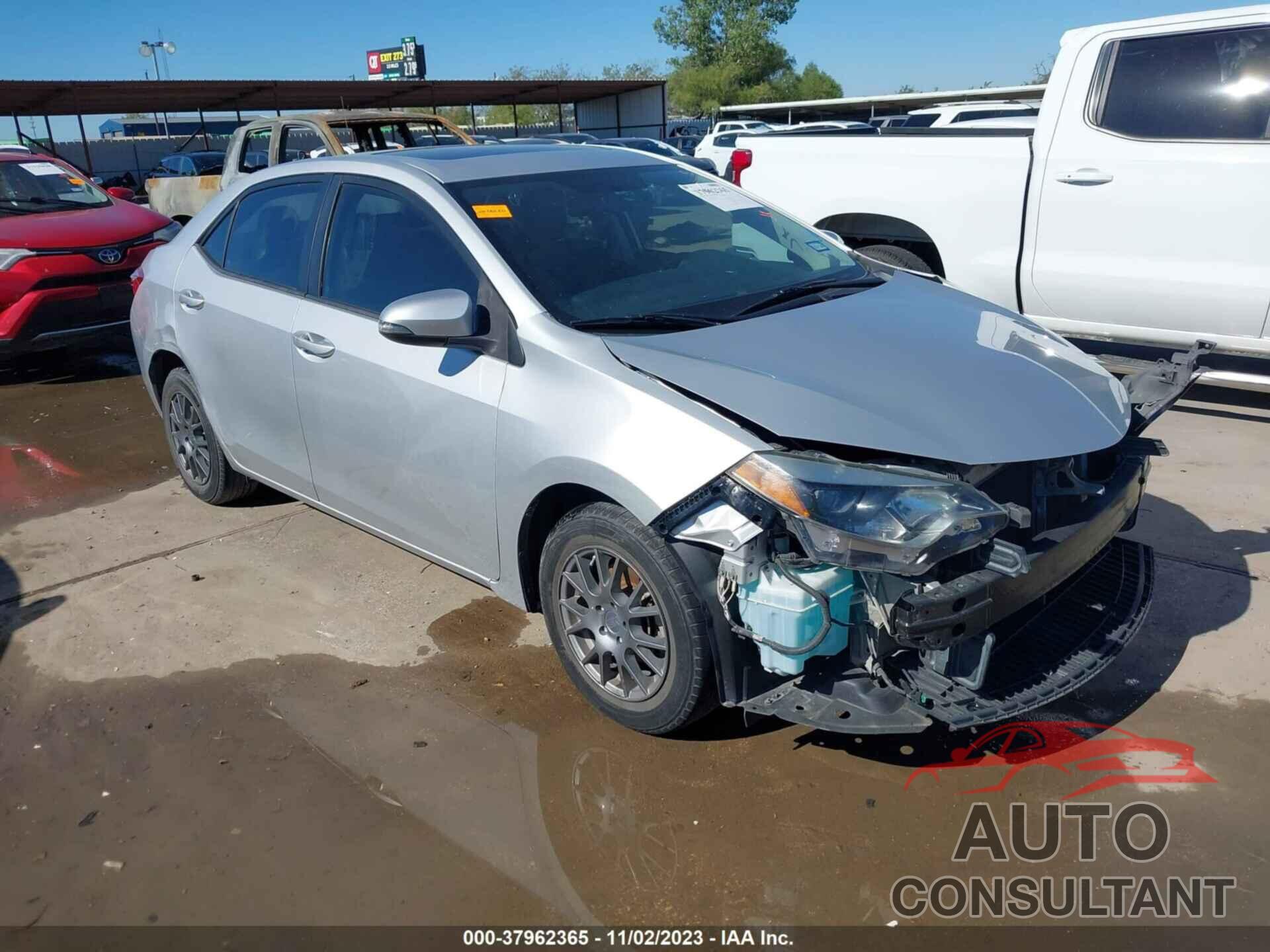 TOYOTA COROLLA 2015 - 5YFBURHE0FP272337