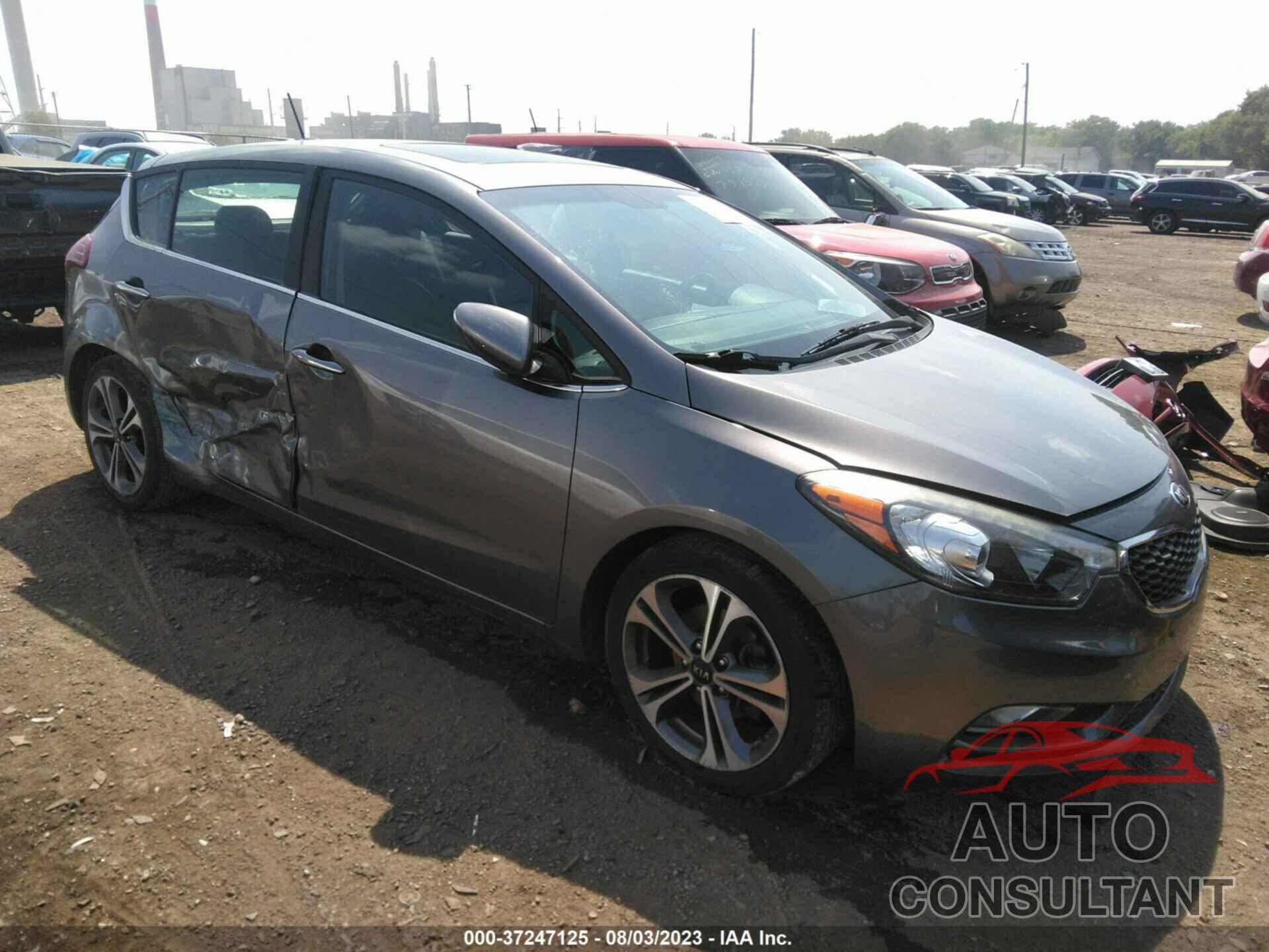 KIA FORTE 2016 - KNAFX5A86G5529440