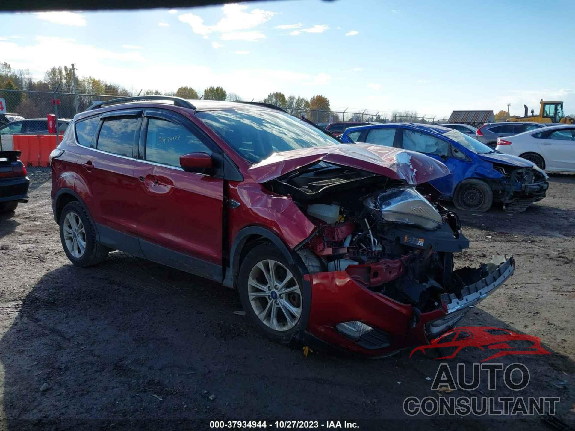 FORD ESCAPE 2018 - 1FMCU9GD3JUD46354