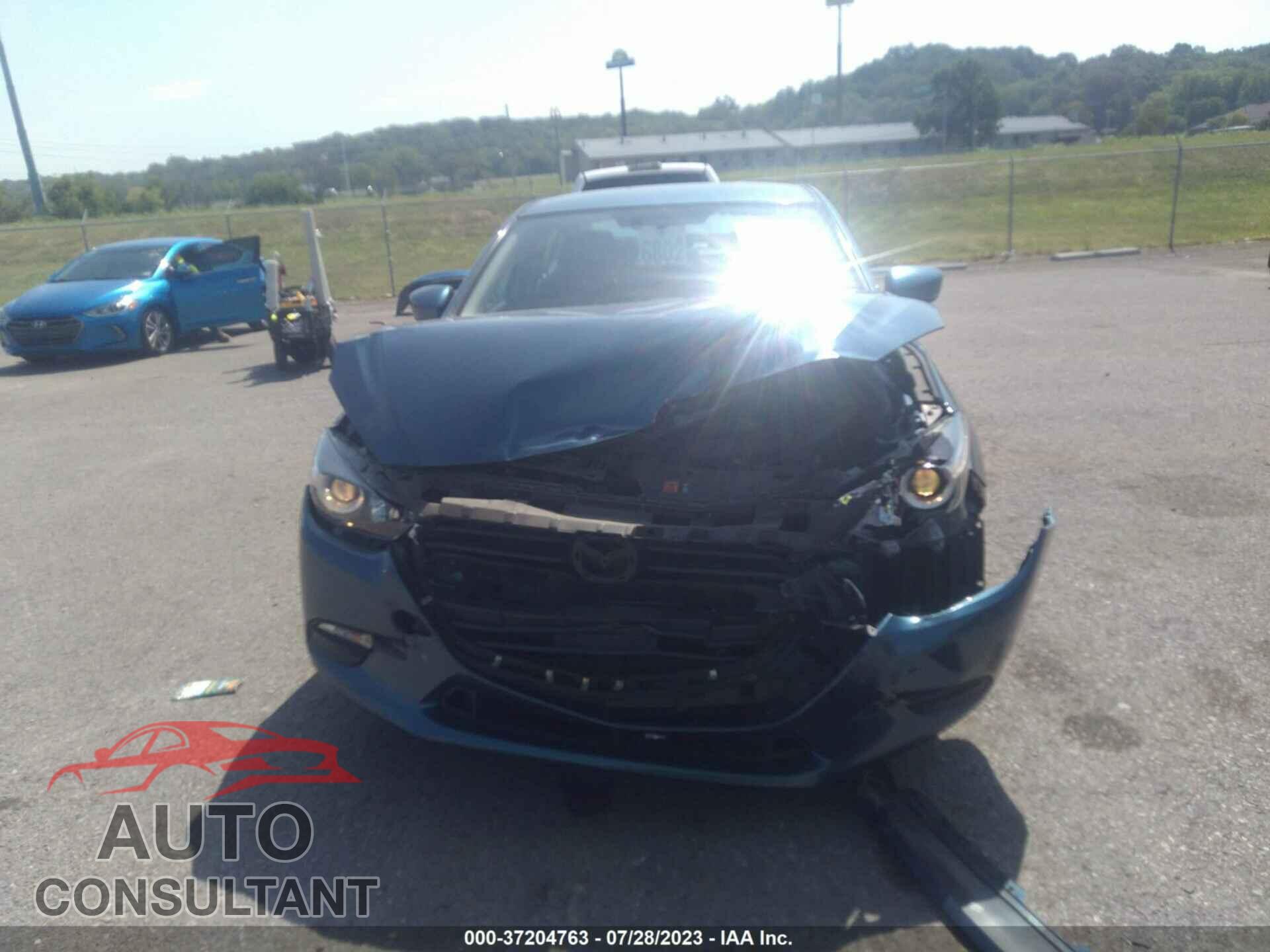 MAZDA MAZDA3 2017 - 3MZBN1U76HM115084