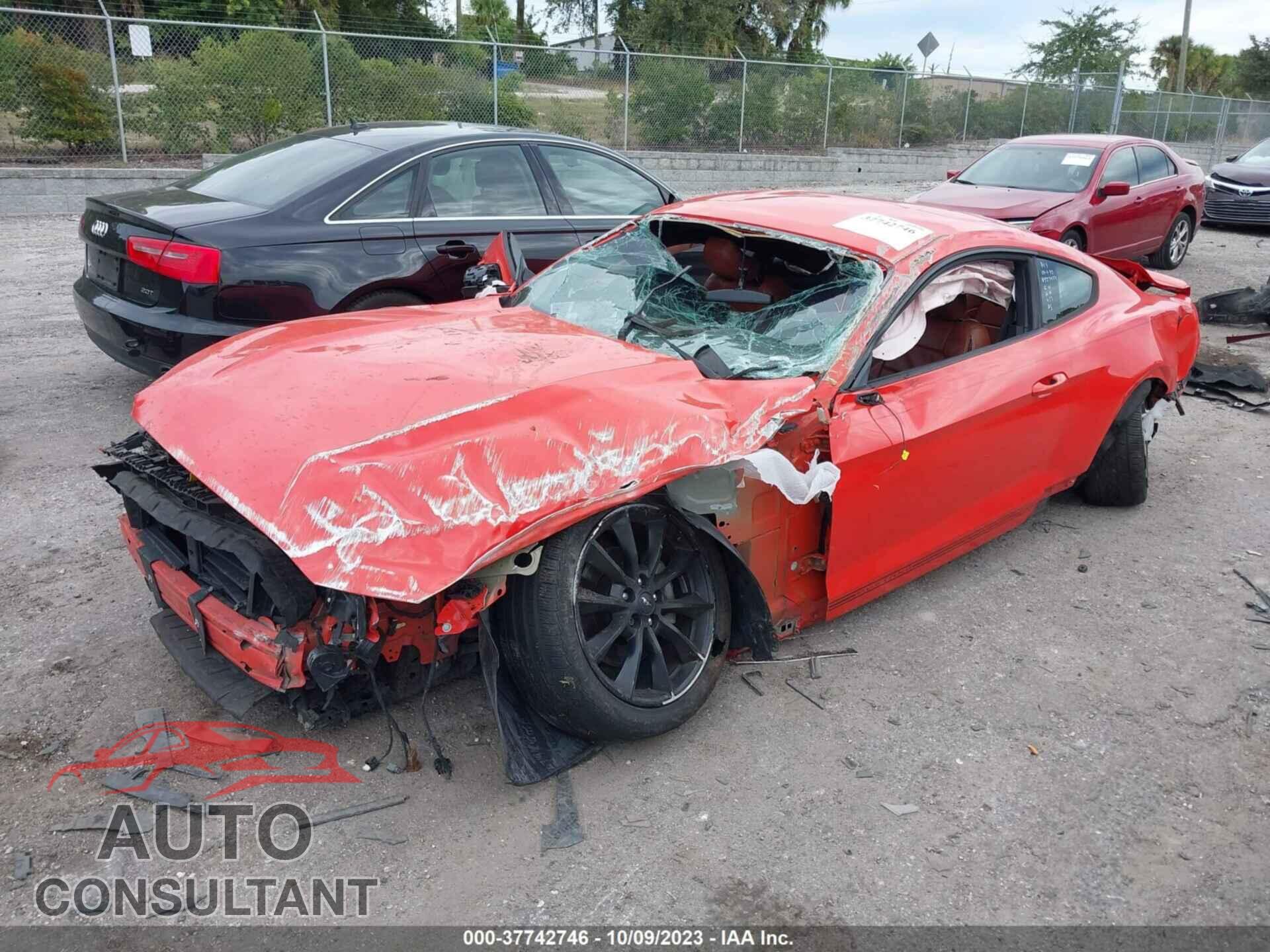 FORD MUSTANG 2015 - 1FA6P8TH1F5423712