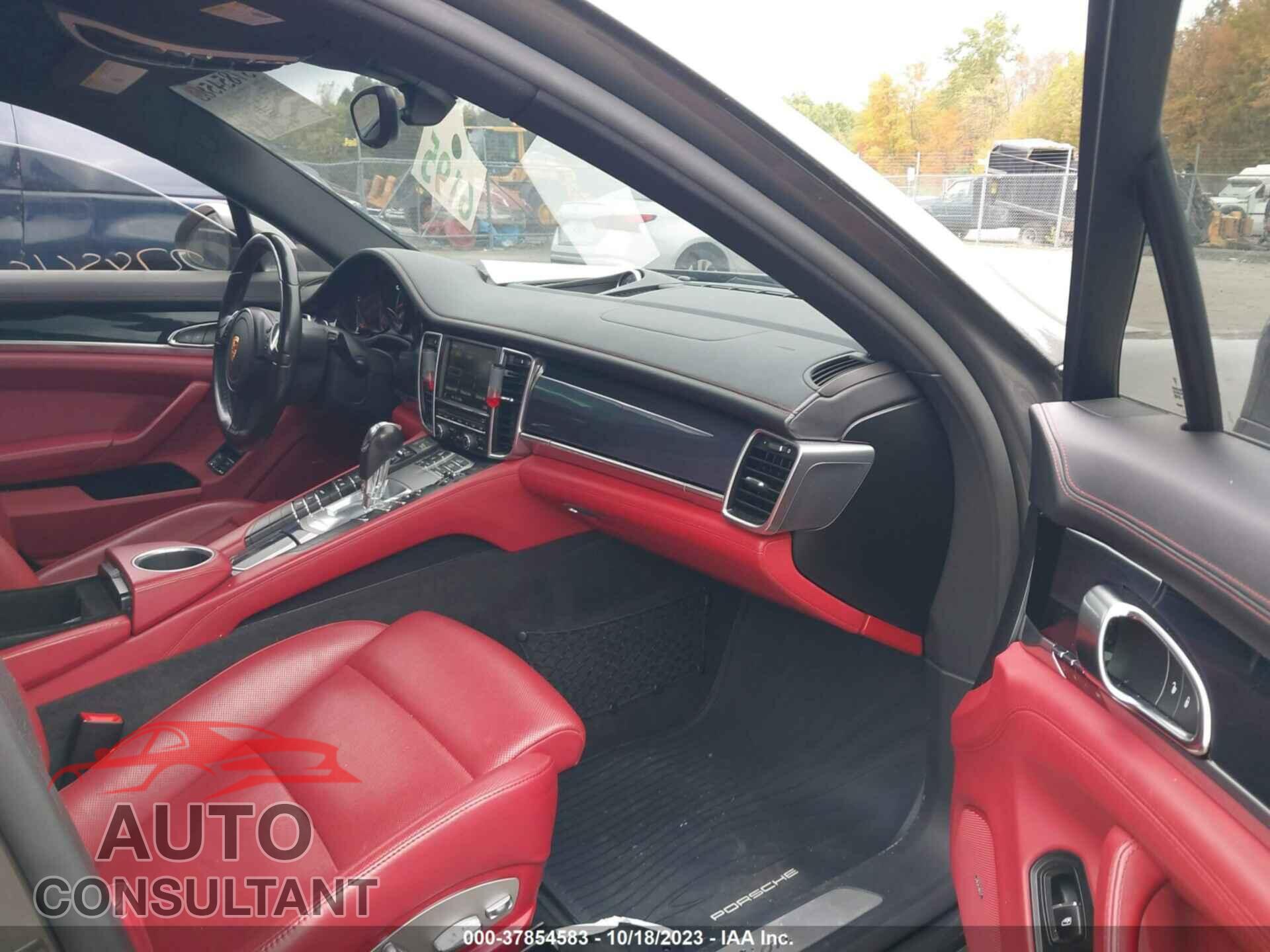 PORSCHE PANAMERA 2016 - WP0AA2A74GL000620