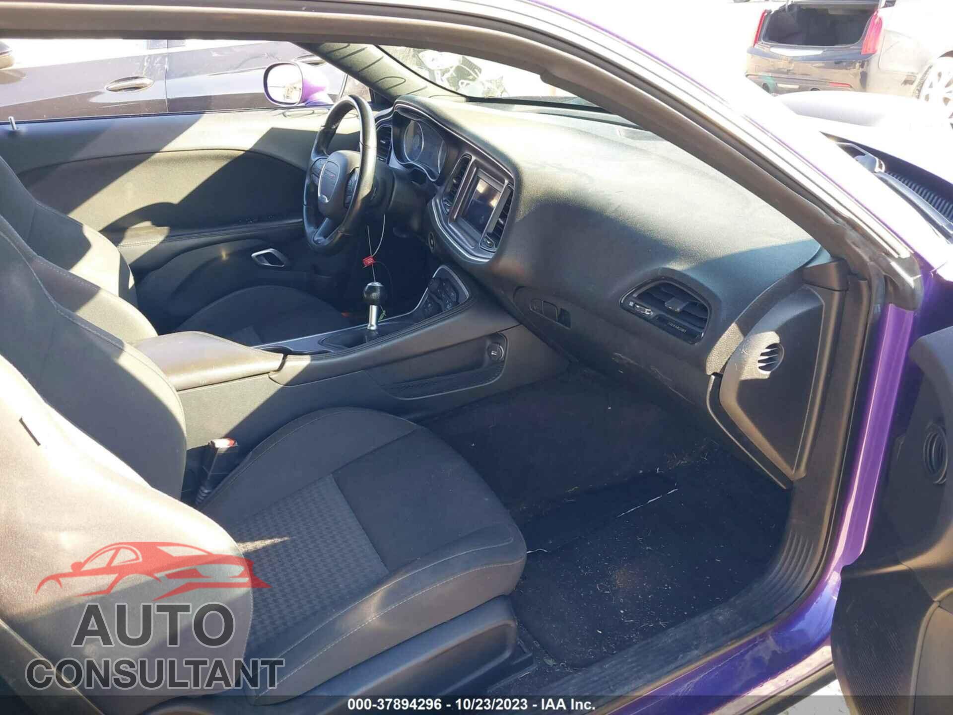 DODGE CHALLENGER 2018 - 2C3CDZBT5JH304875