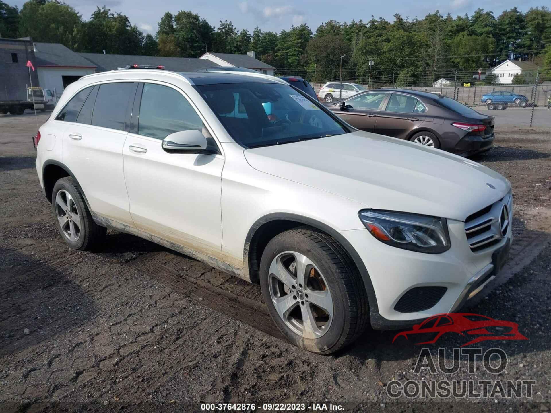 MERCEDES-BENZ GLC 300 2018 - WDC0G4KBXJV021194